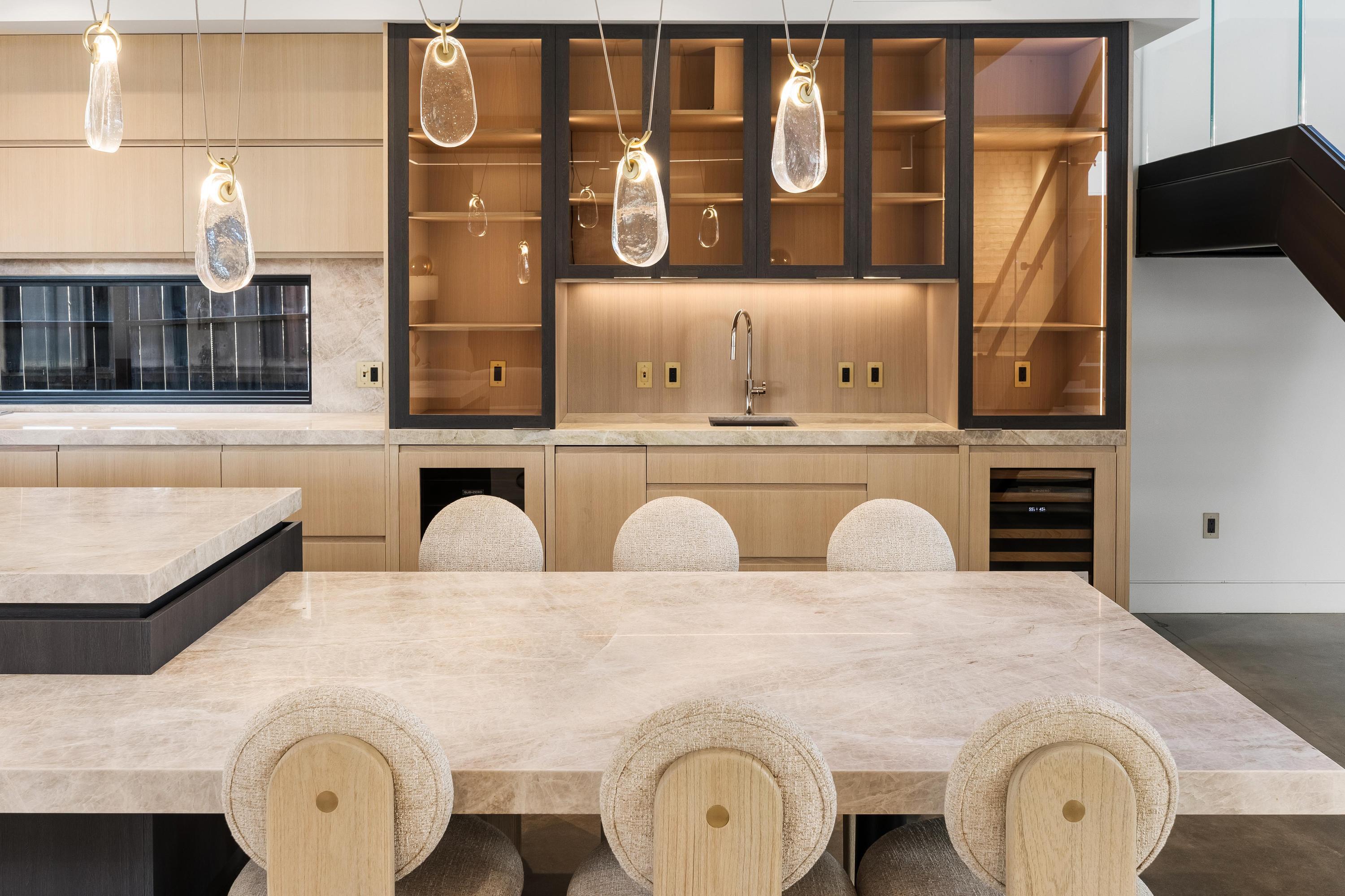 607 Forest Avenue
