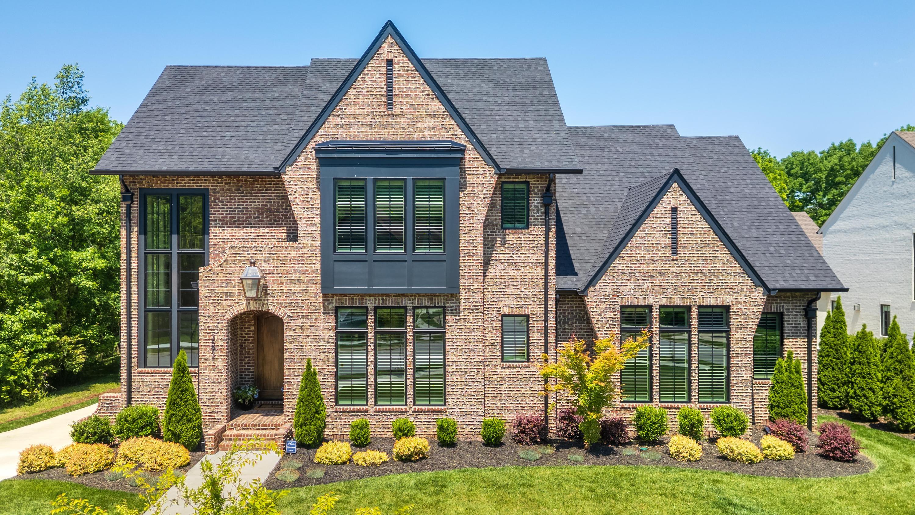 3693 Falkirk Way