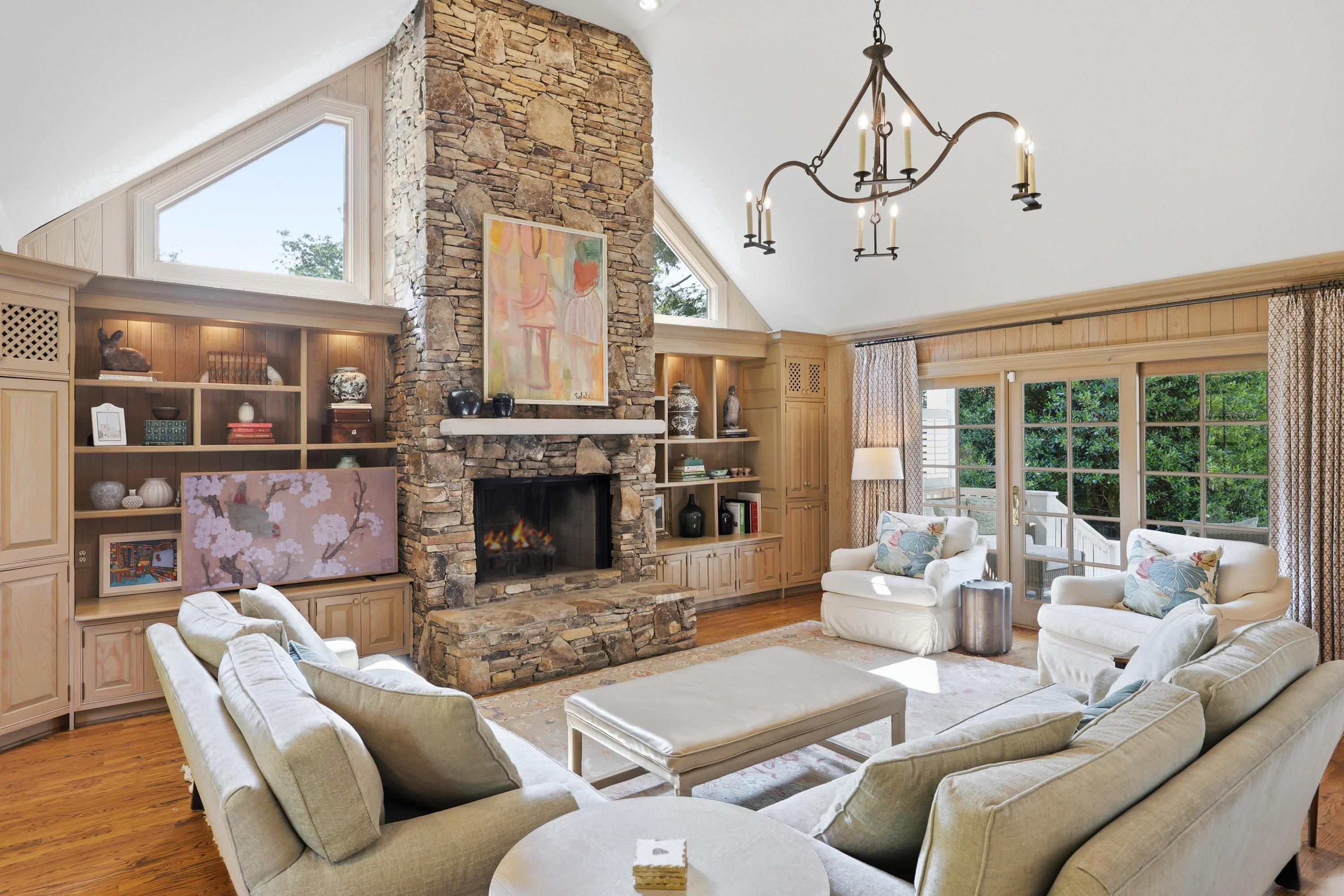 216 Sylvan Drive
