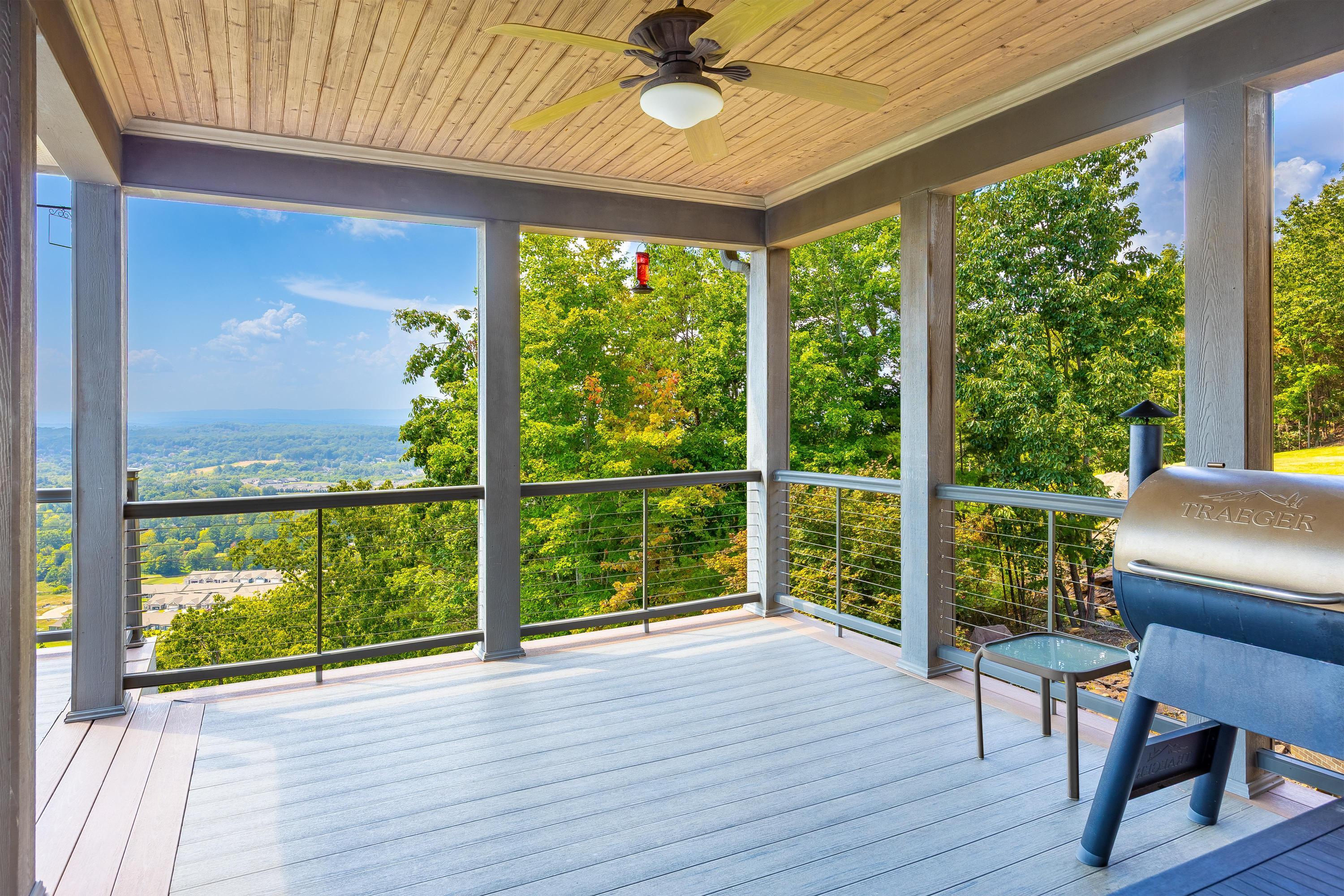 2252 Horizons Drive
