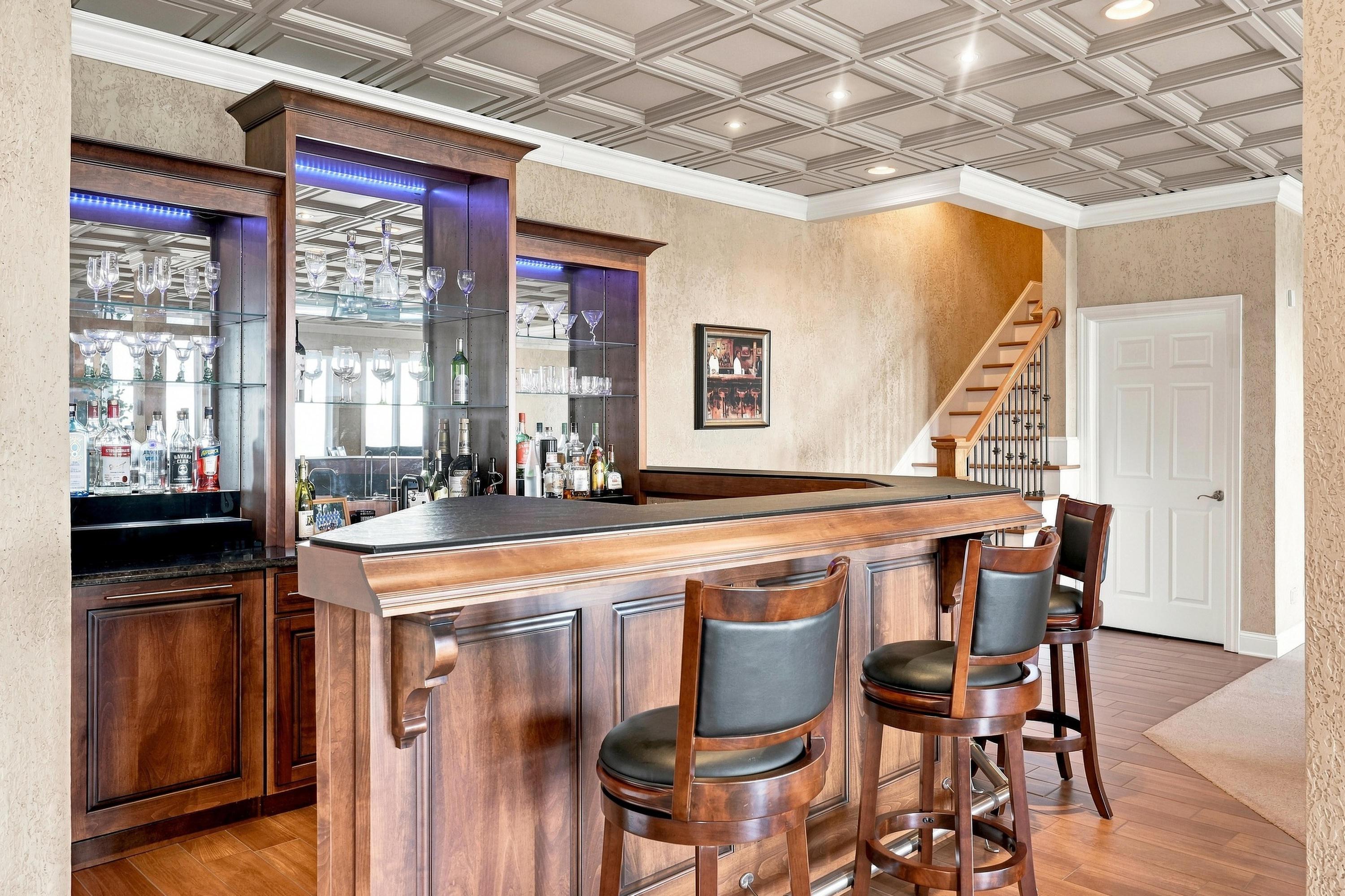 2252 Horizons Drive