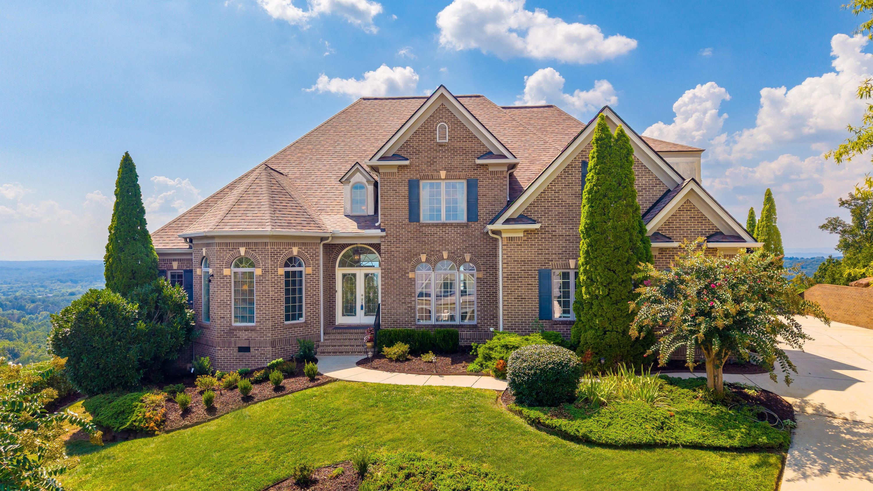 2252 Horizons Drive