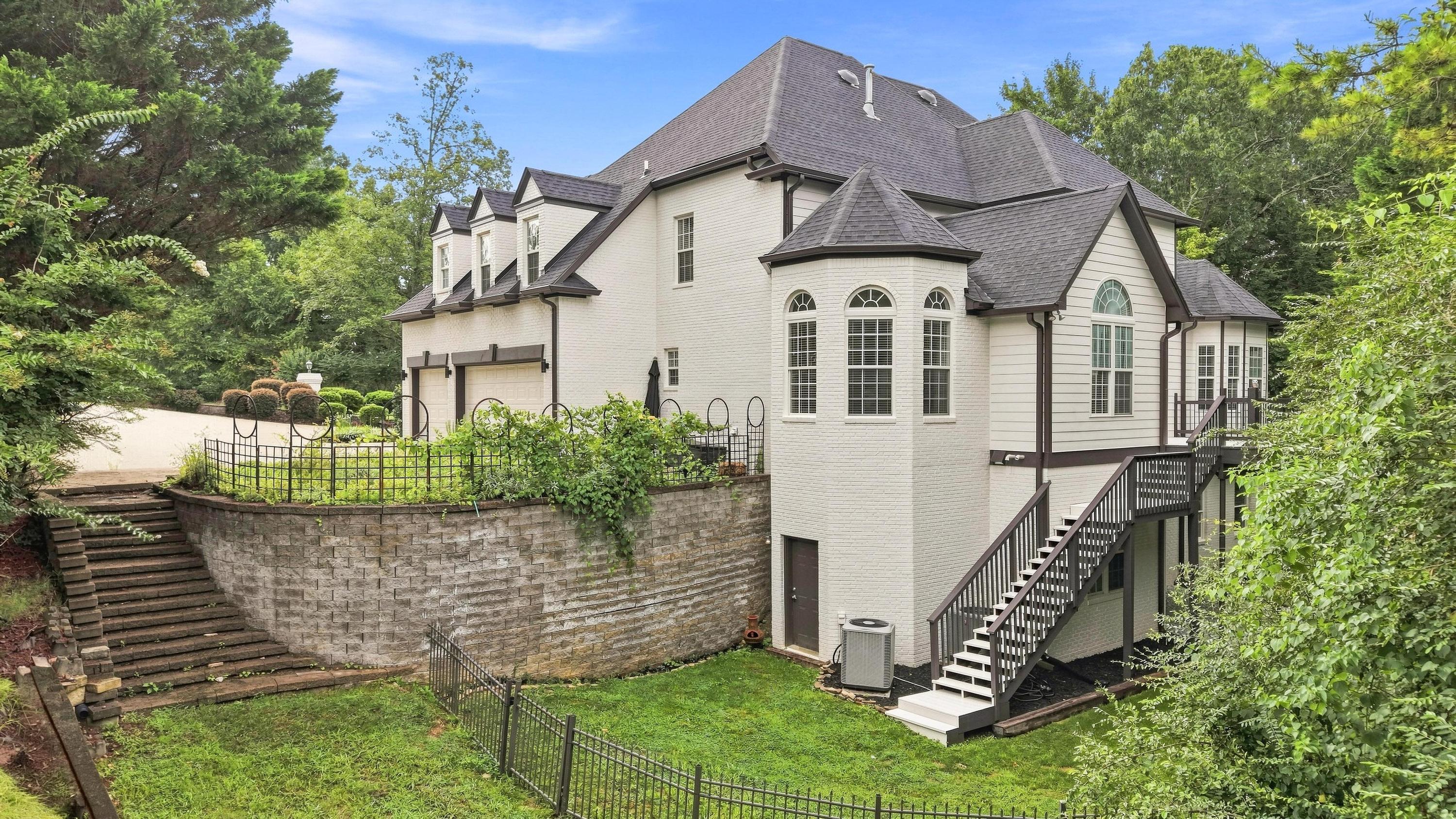507 Grand Mountain Drive