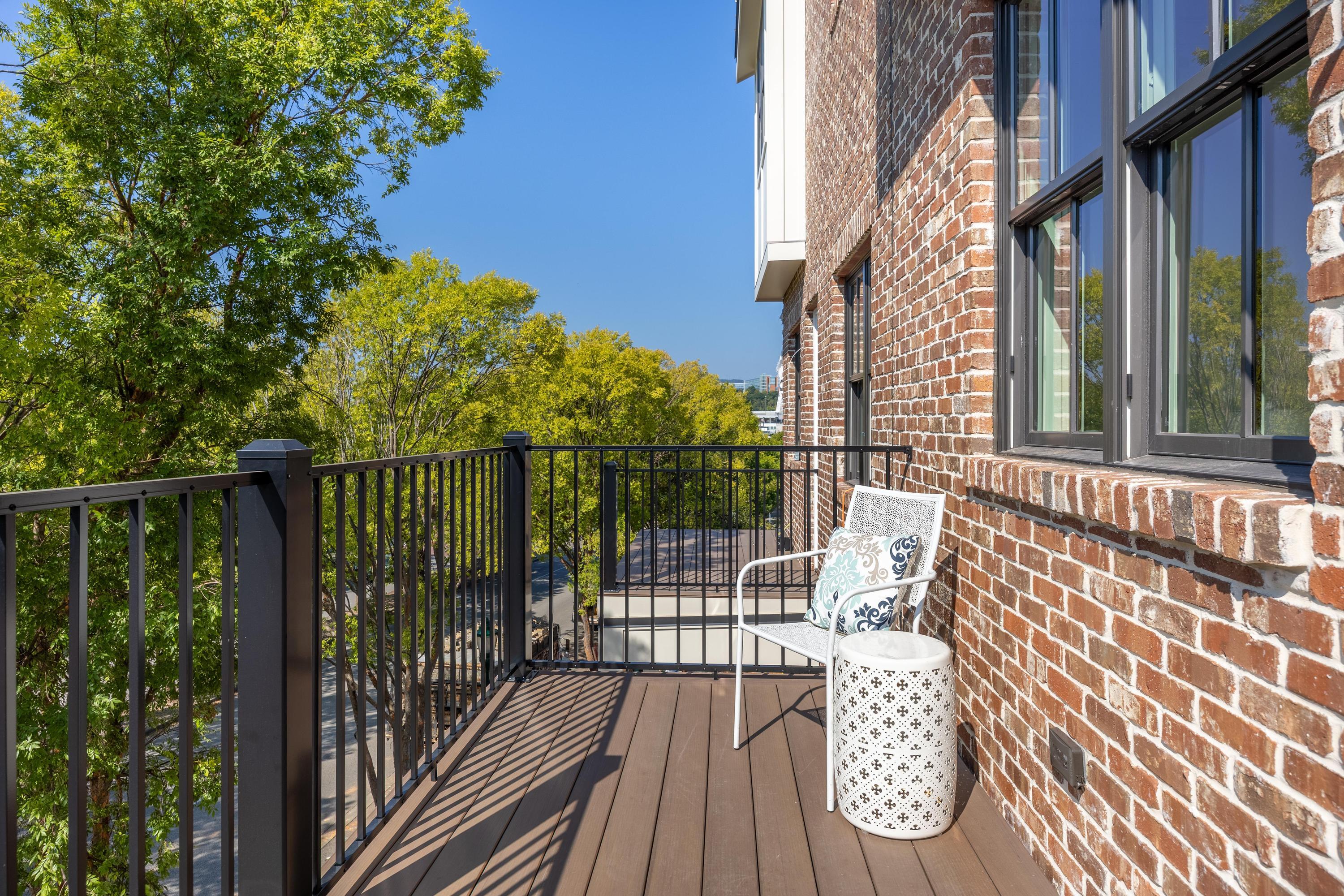 357 E 4th Street