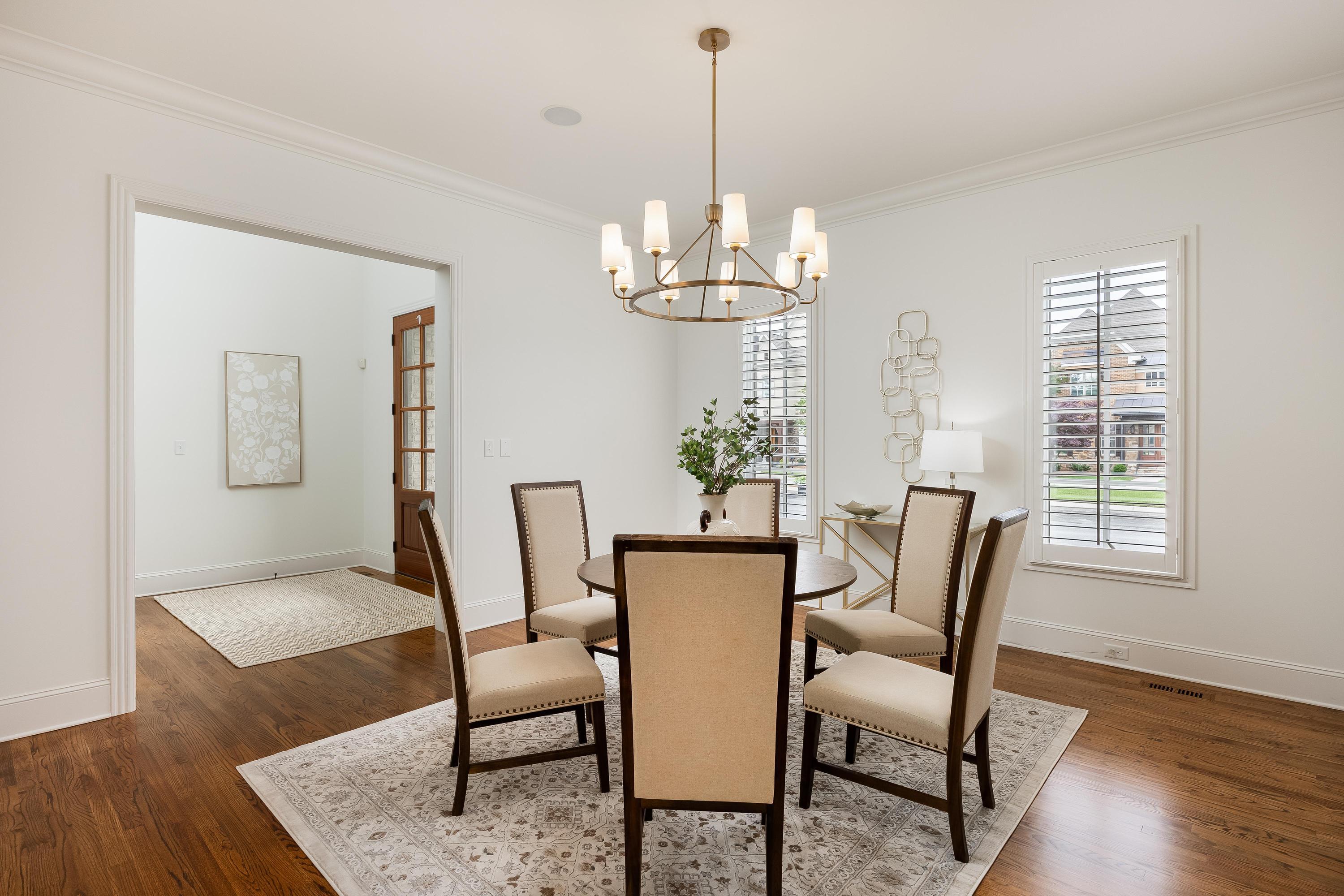 1259 Longholm Court