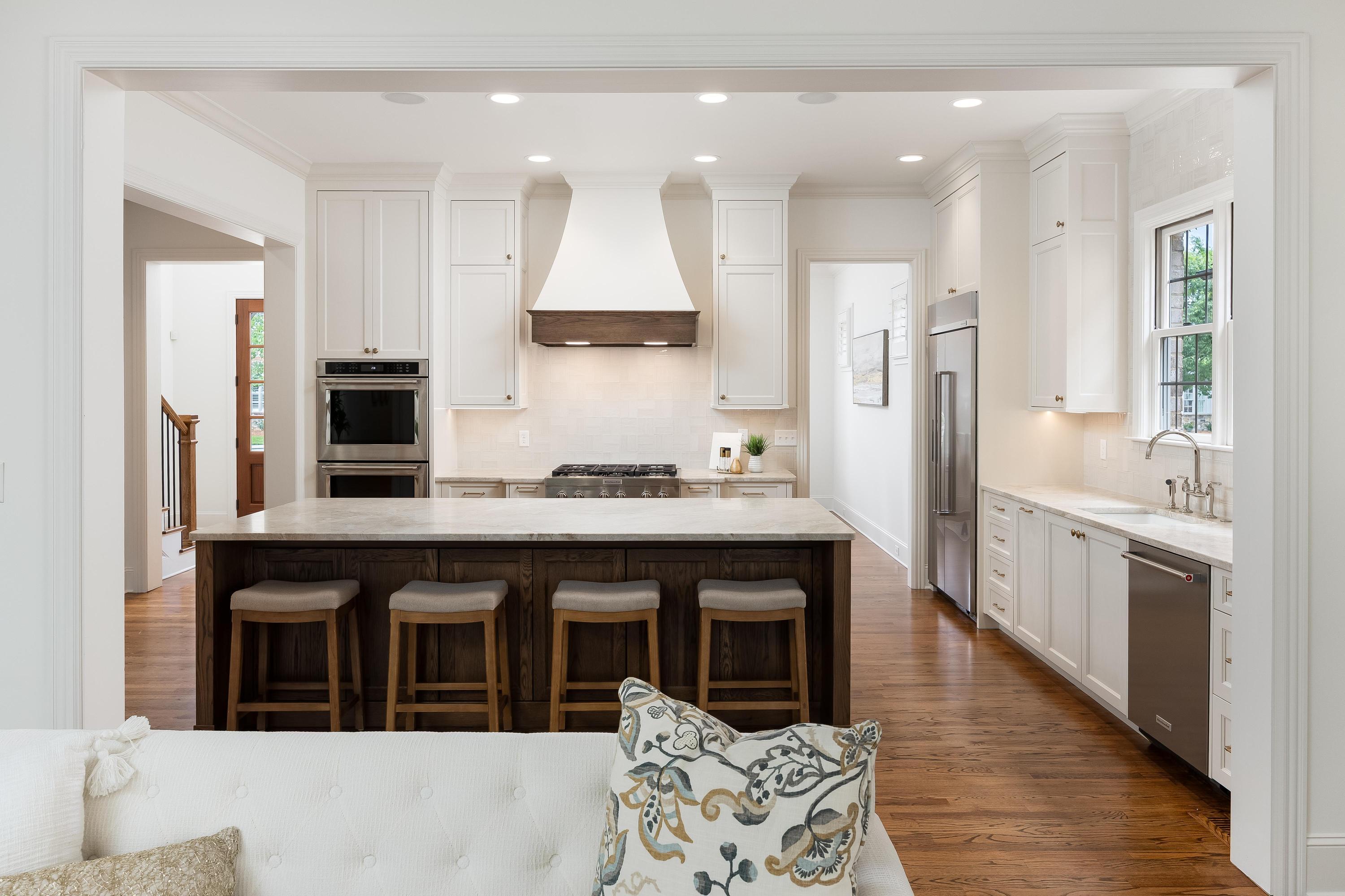 1259 Longholm Court