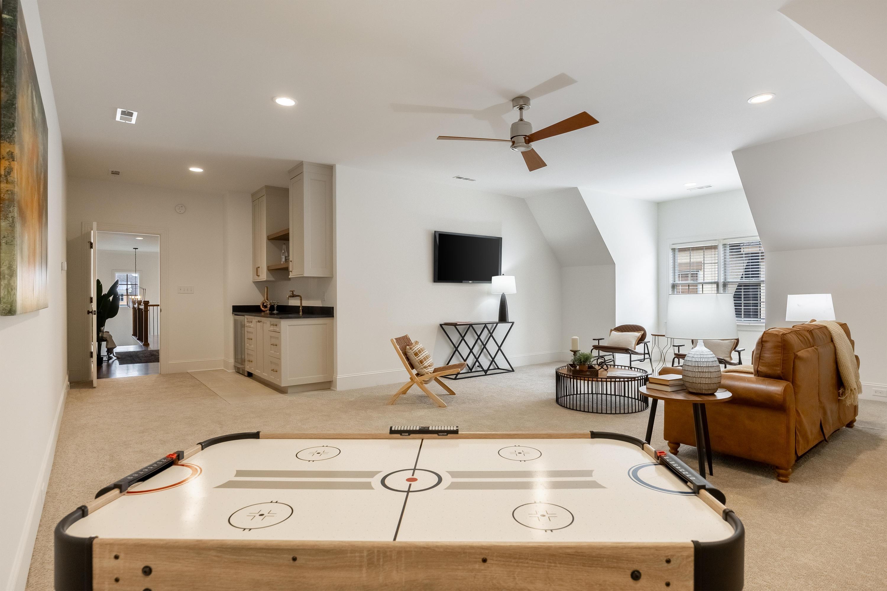 1259 Longholm Court