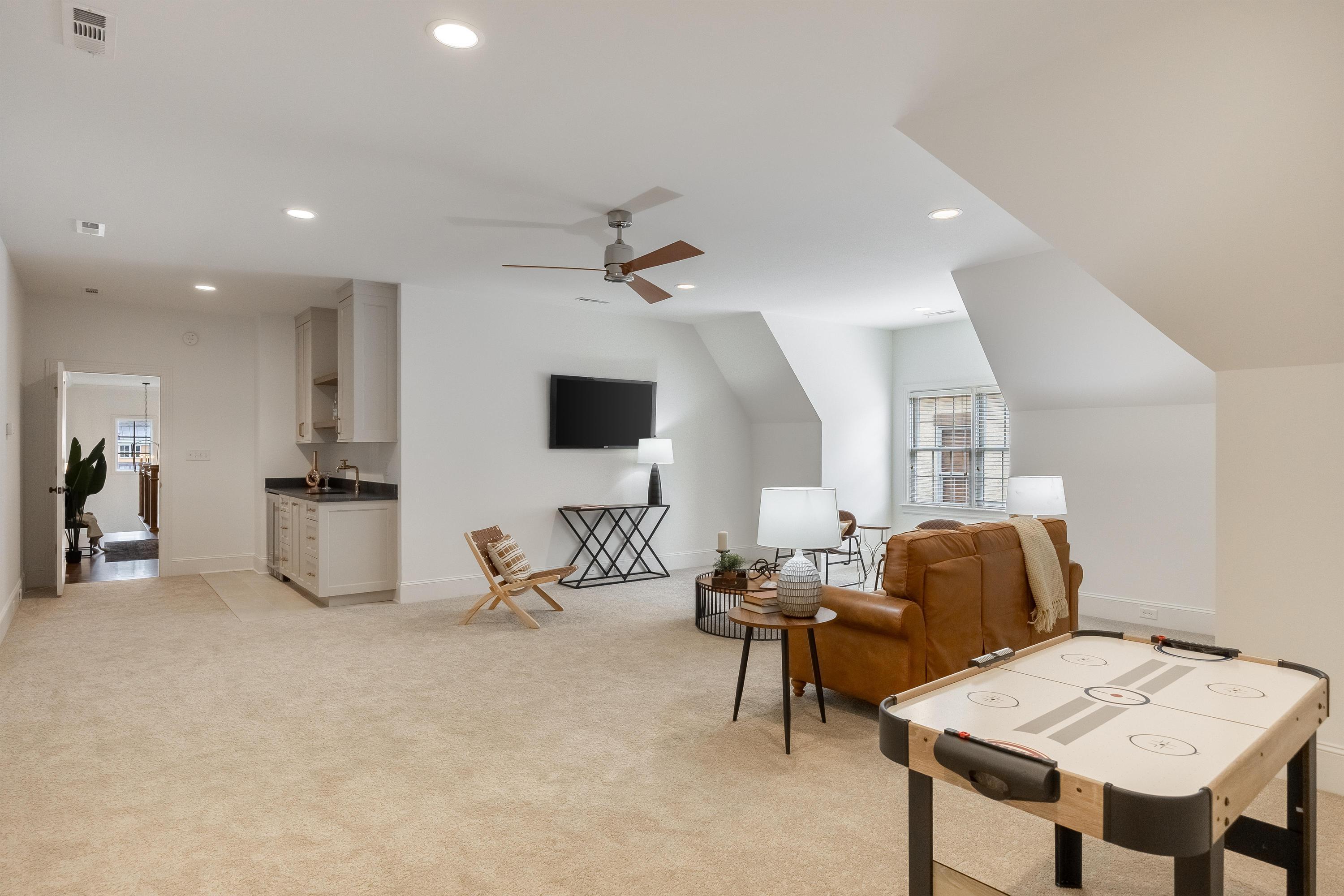 1259 Longholm Court