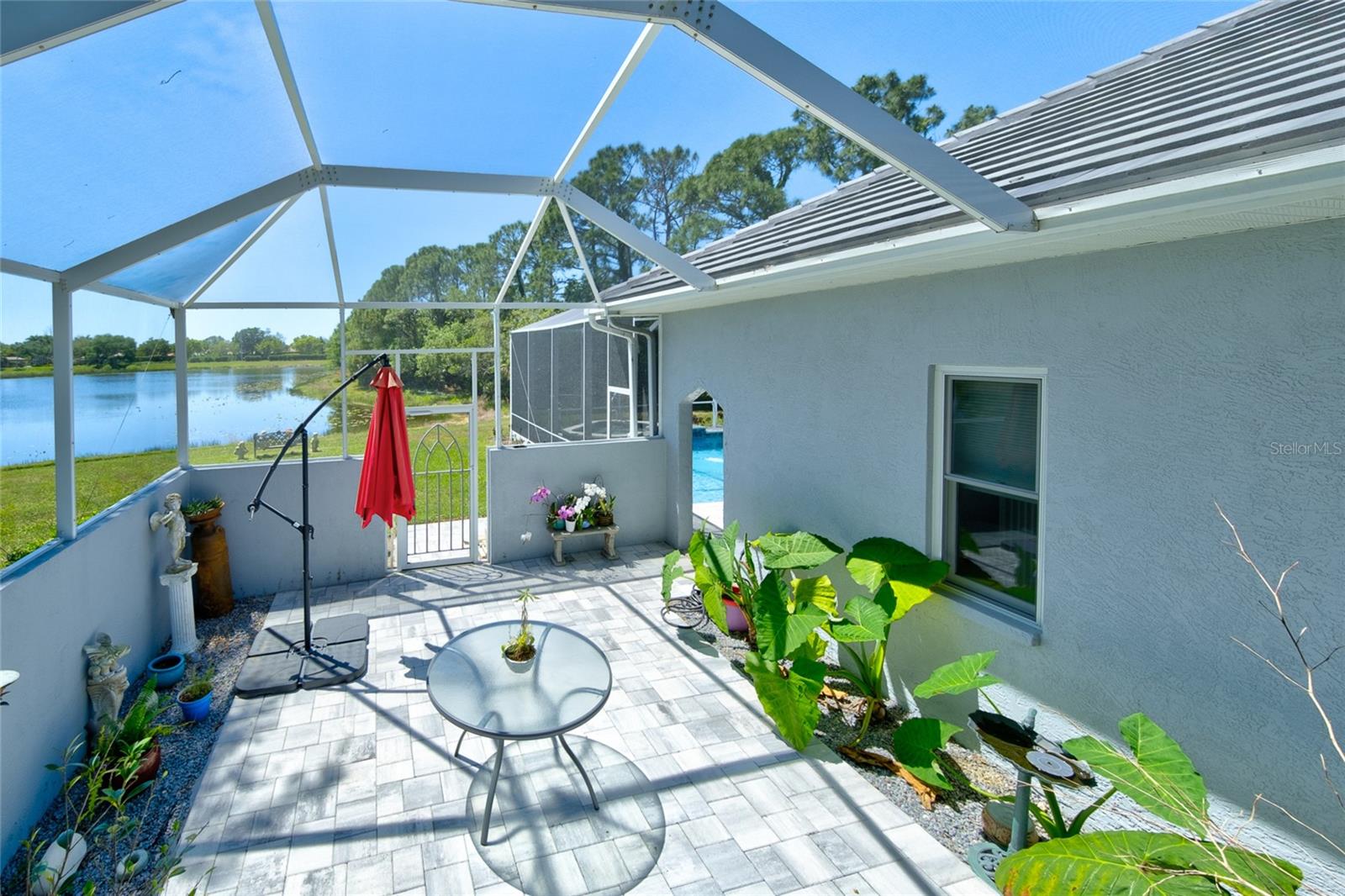 5233 FAR OAK CIR