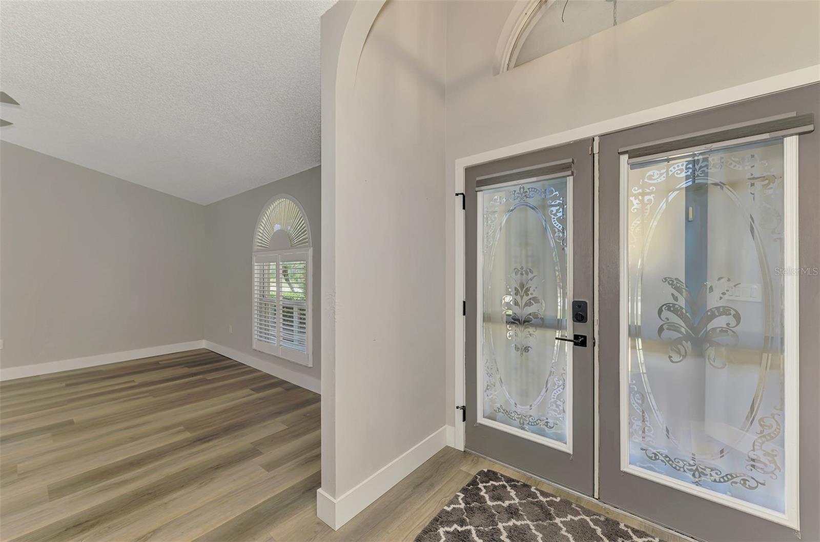 5742 39TH STREET CIR E