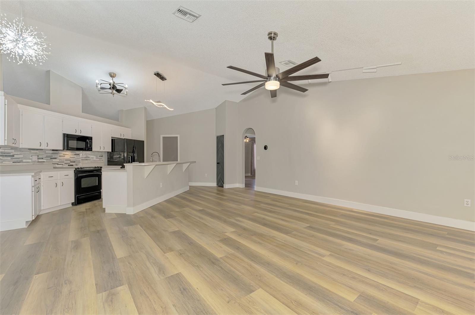 5742 39TH STREET CIR E