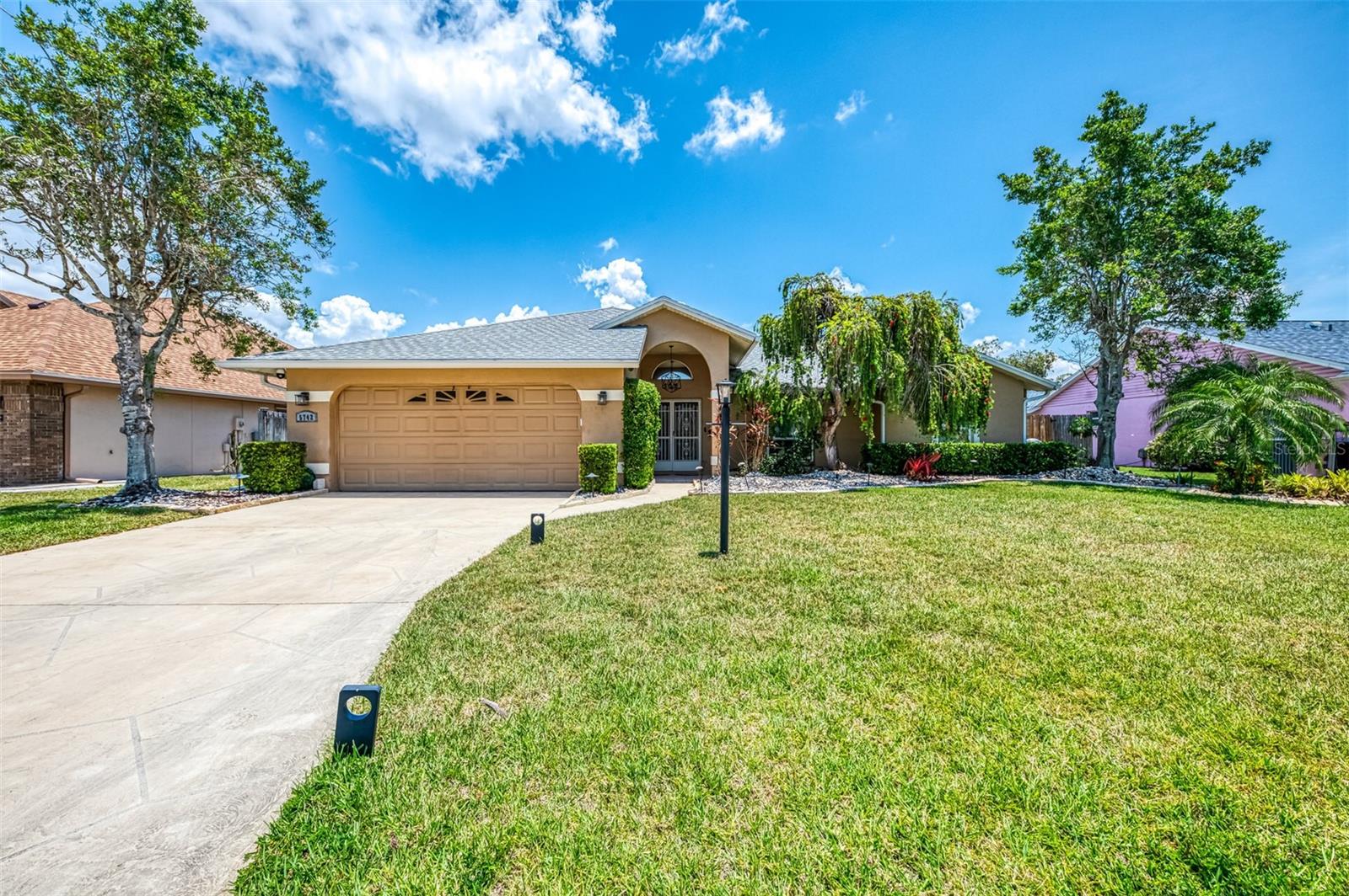 5742 39TH STREET CIR E