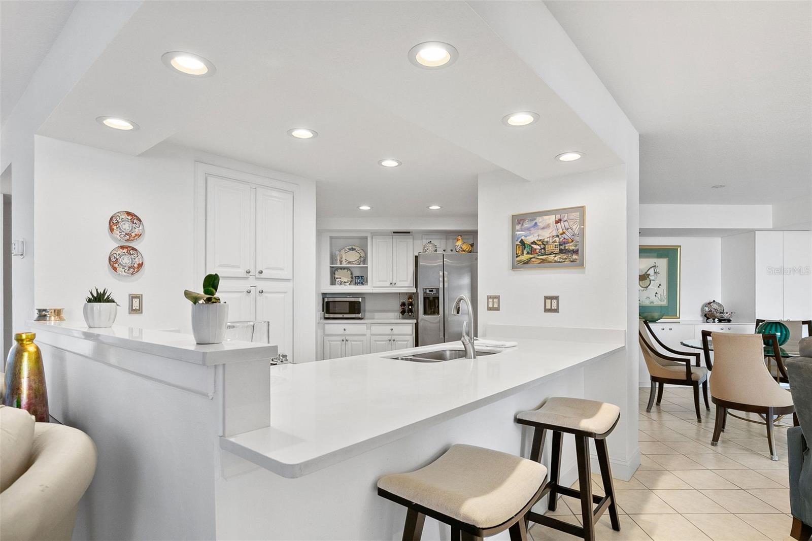 1111 N GULFSTREAM AVE #10E