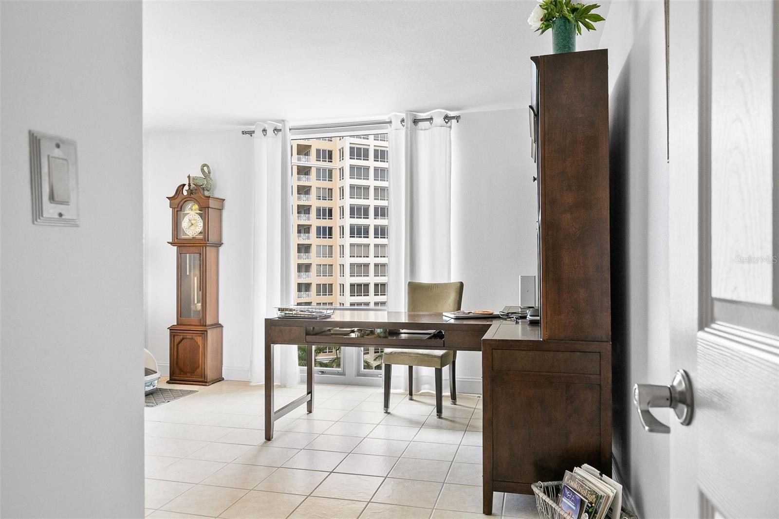 1111 N GULFSTREAM AVE #10E