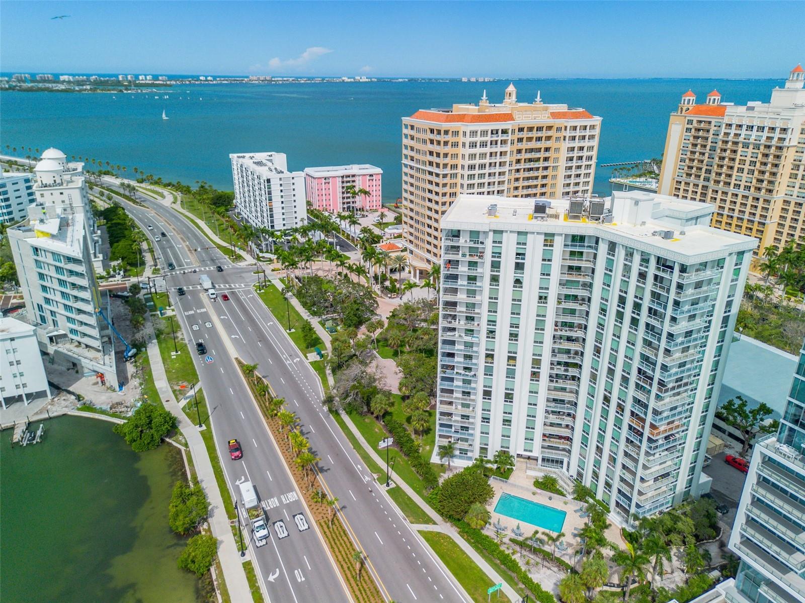 1111 N GULFSTREAM AVE #10E