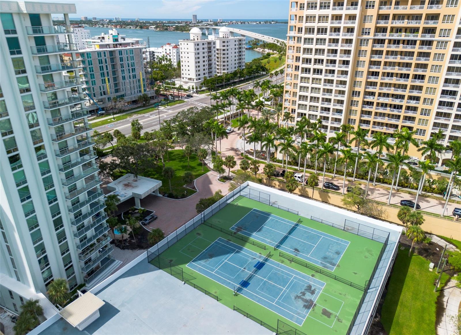 1111 N GULFSTREAM AVE #10E