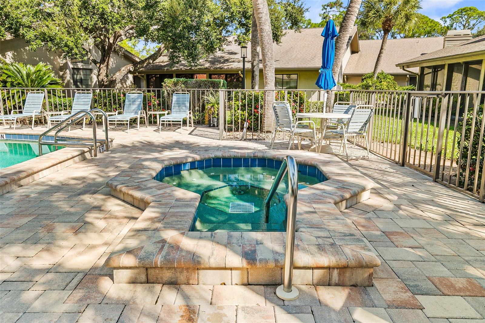 5631 PIPERS WAITE #12