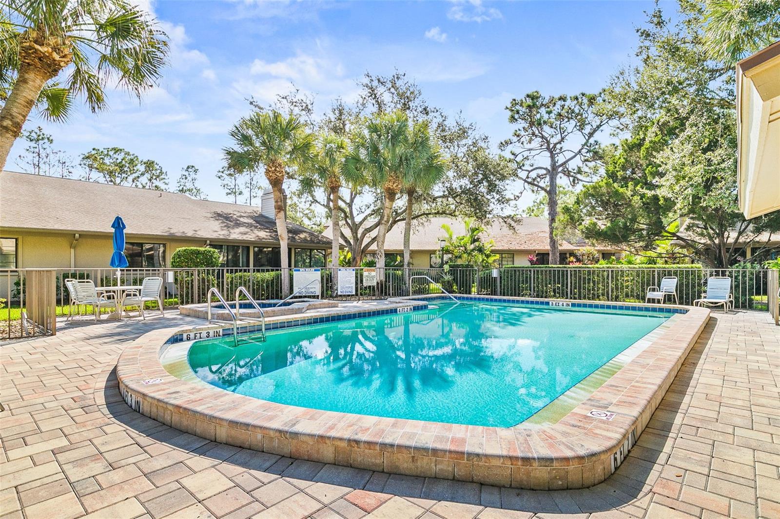 5631 PIPERS WAITE #12