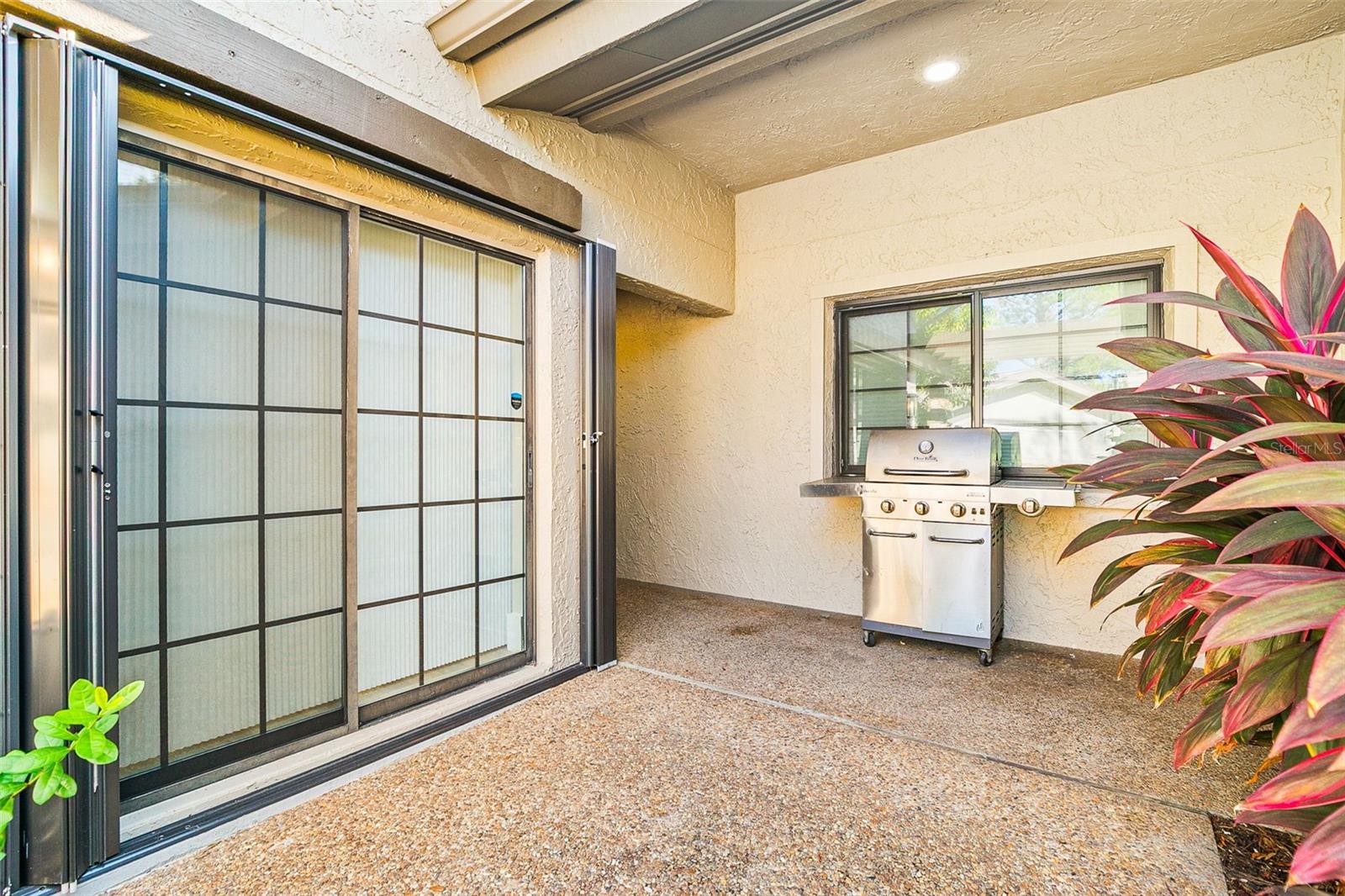 5631 PIPERS WAITE #12