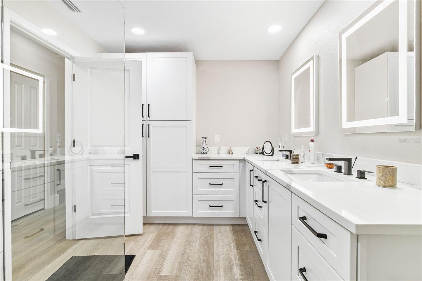 5631 PIPERS WAITE #12