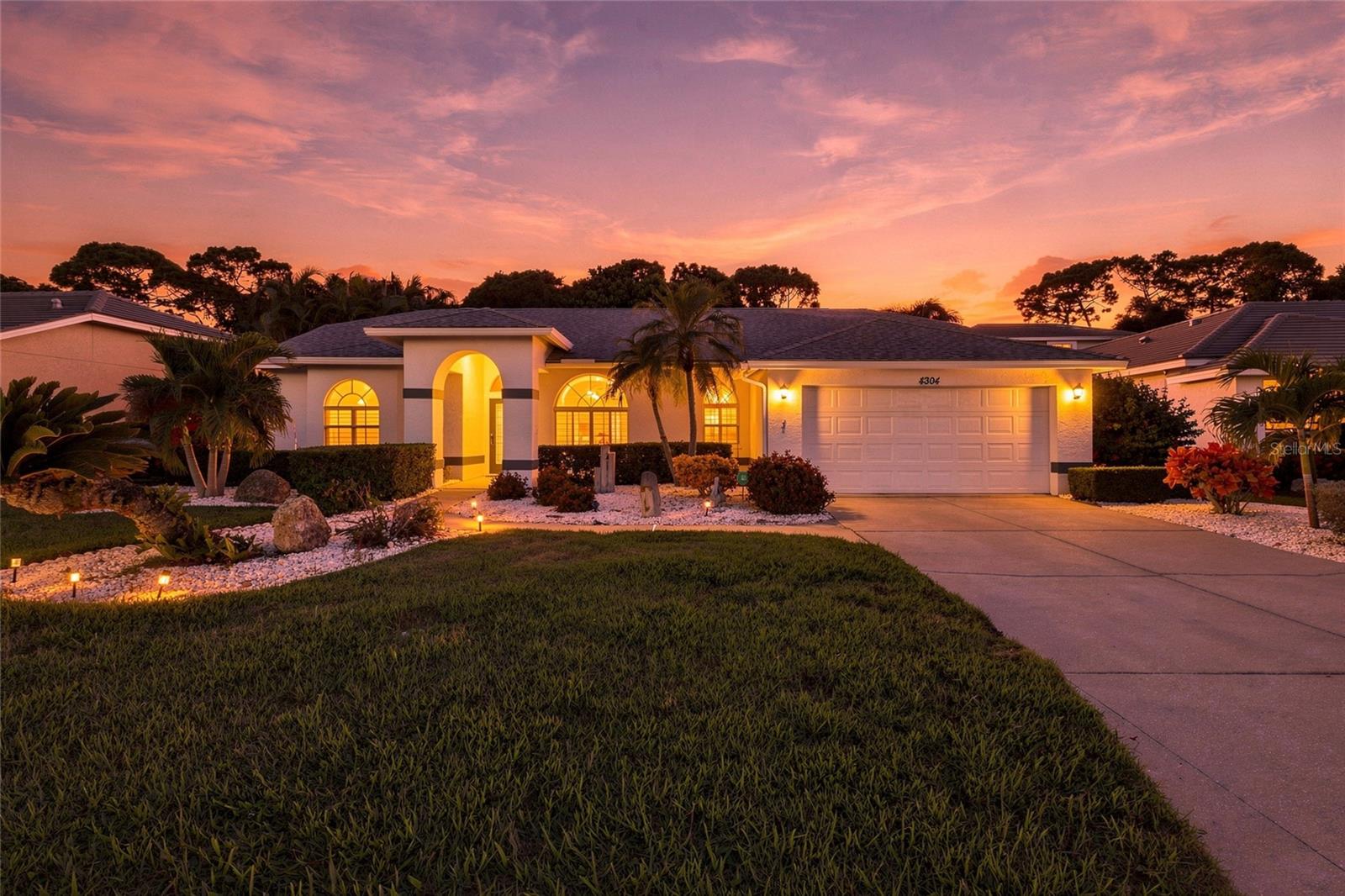 4304 BALMORAL WAY