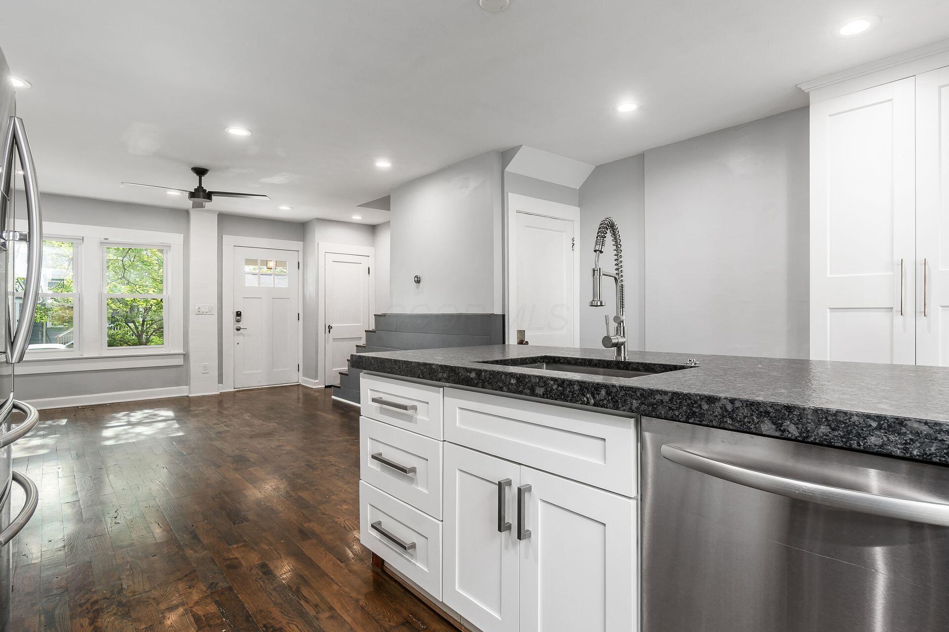 1369 Meadow Road