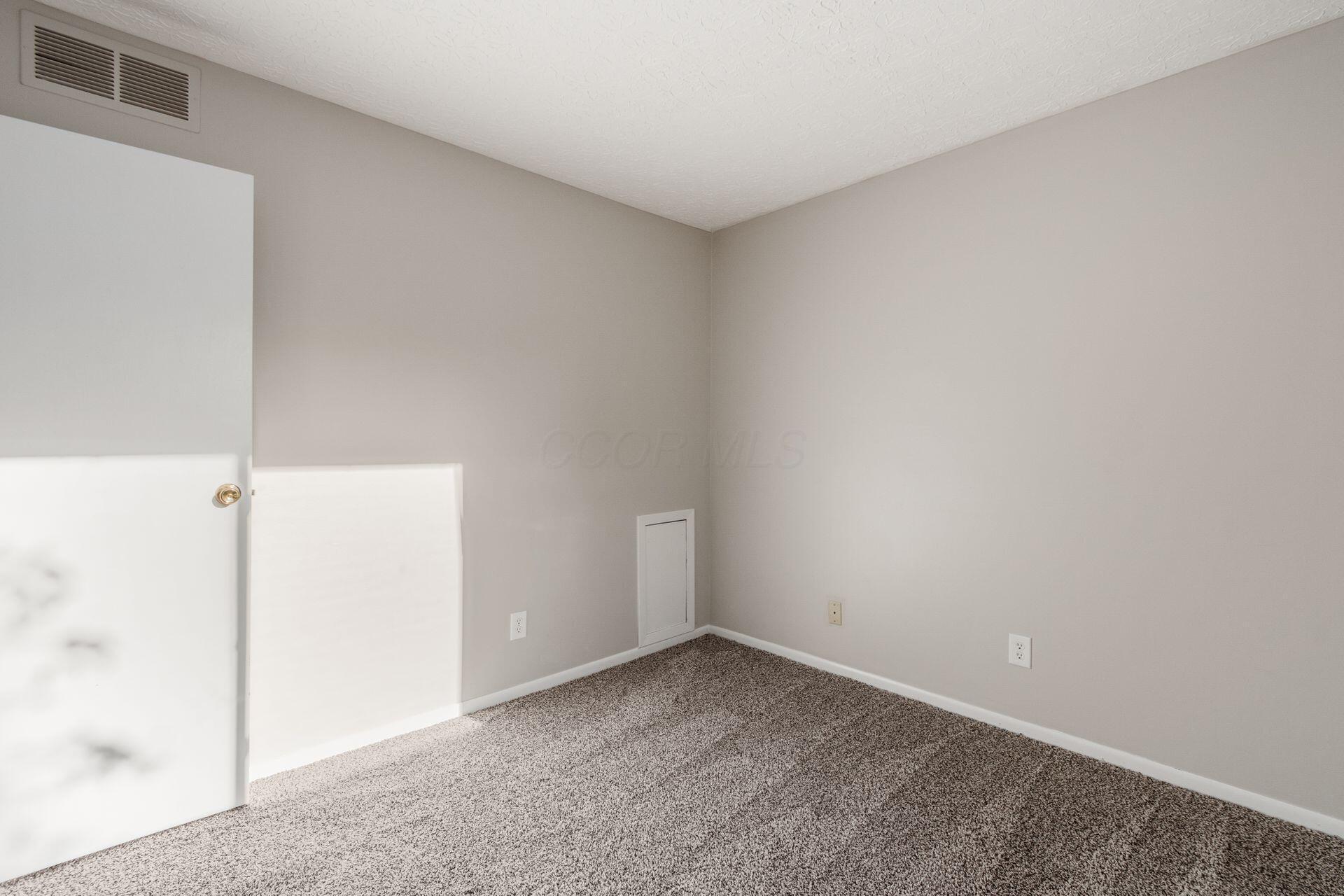 7609 Seasons Drive