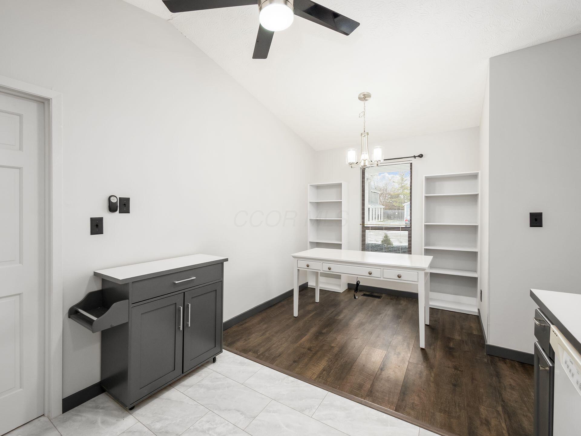 7723 Stanlake Court, Columbus