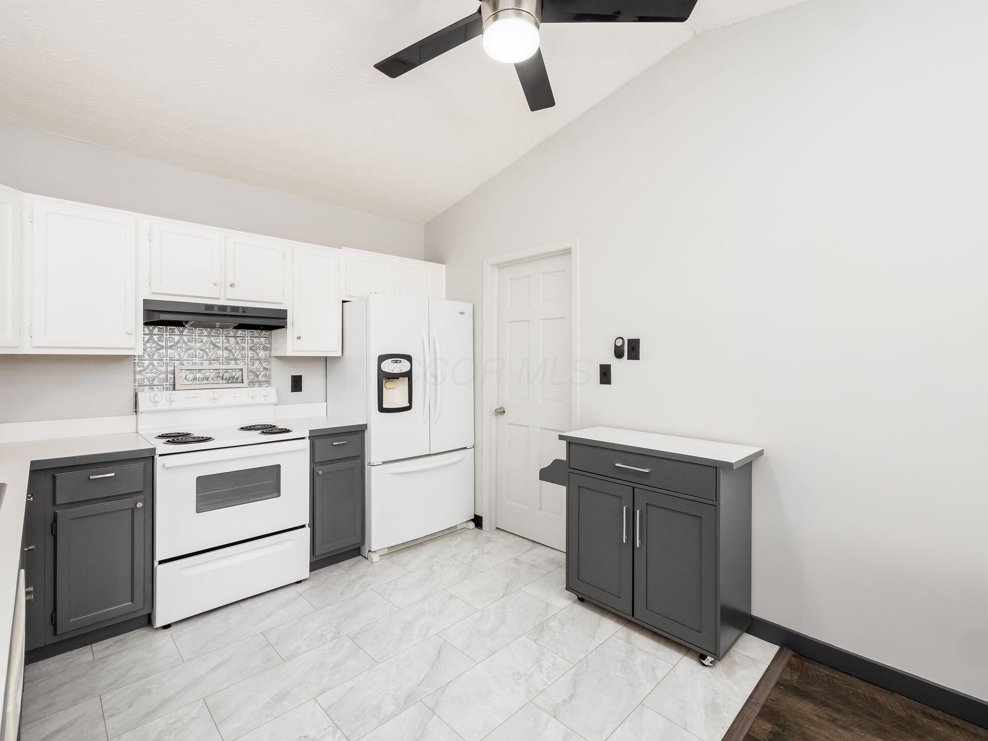 7723 Stanlake Court, Columbus