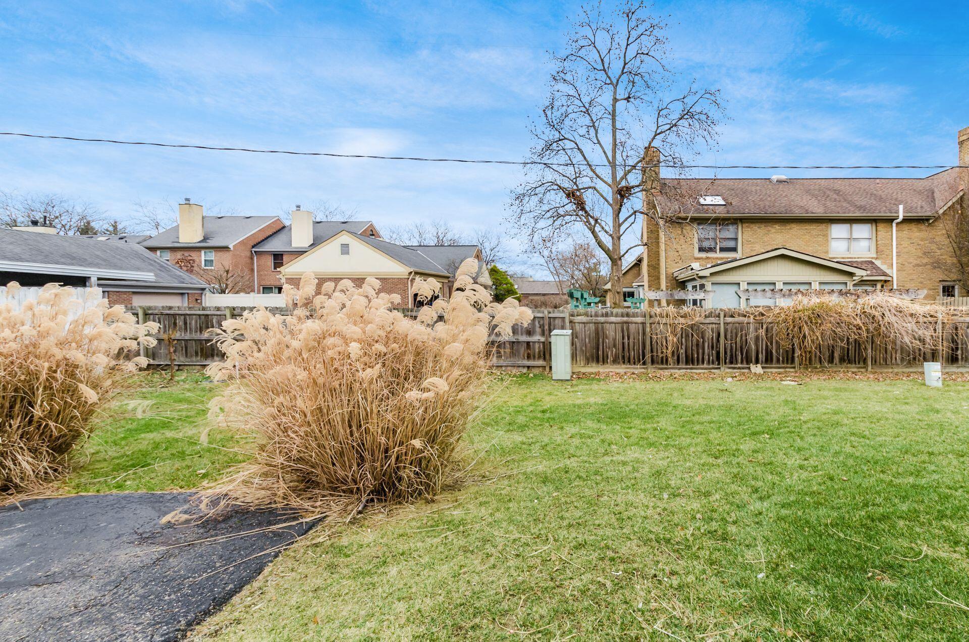 4841 Dierker Road, Columbus