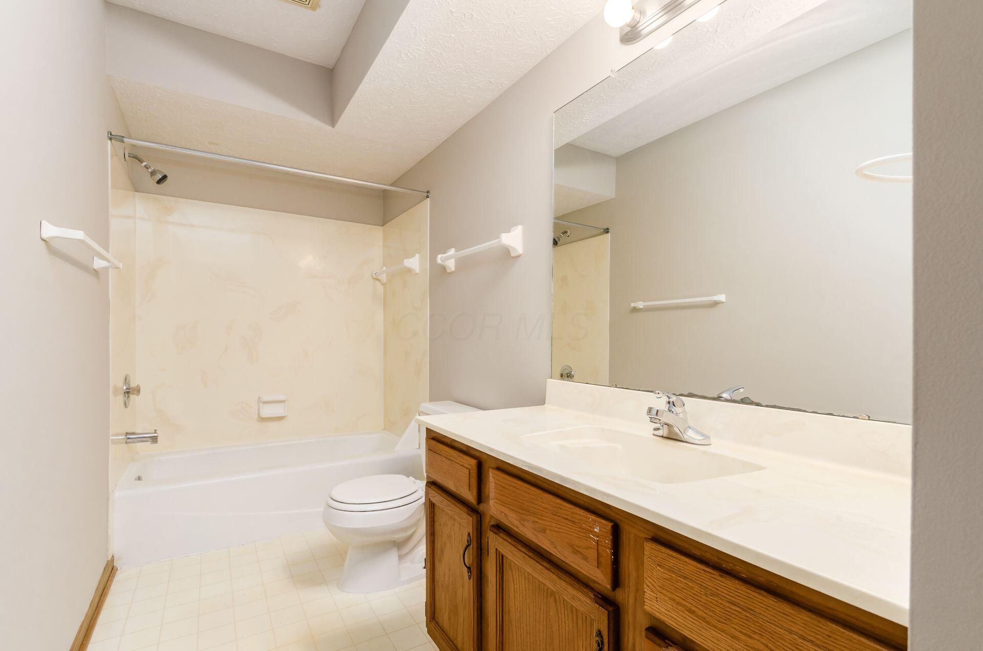 4841 Dierker Road, Columbus