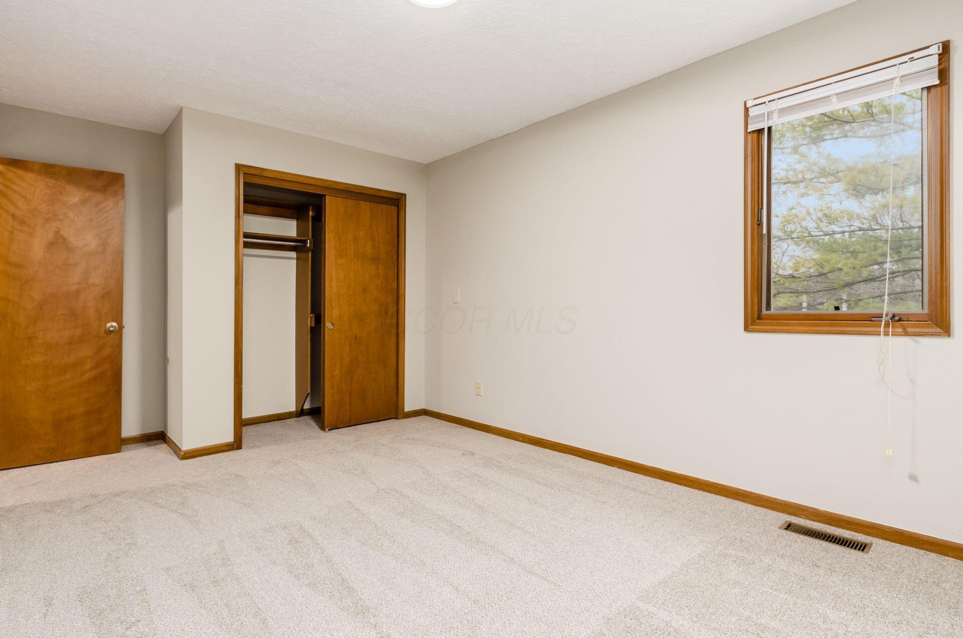 4841 Dierker Road, Columbus