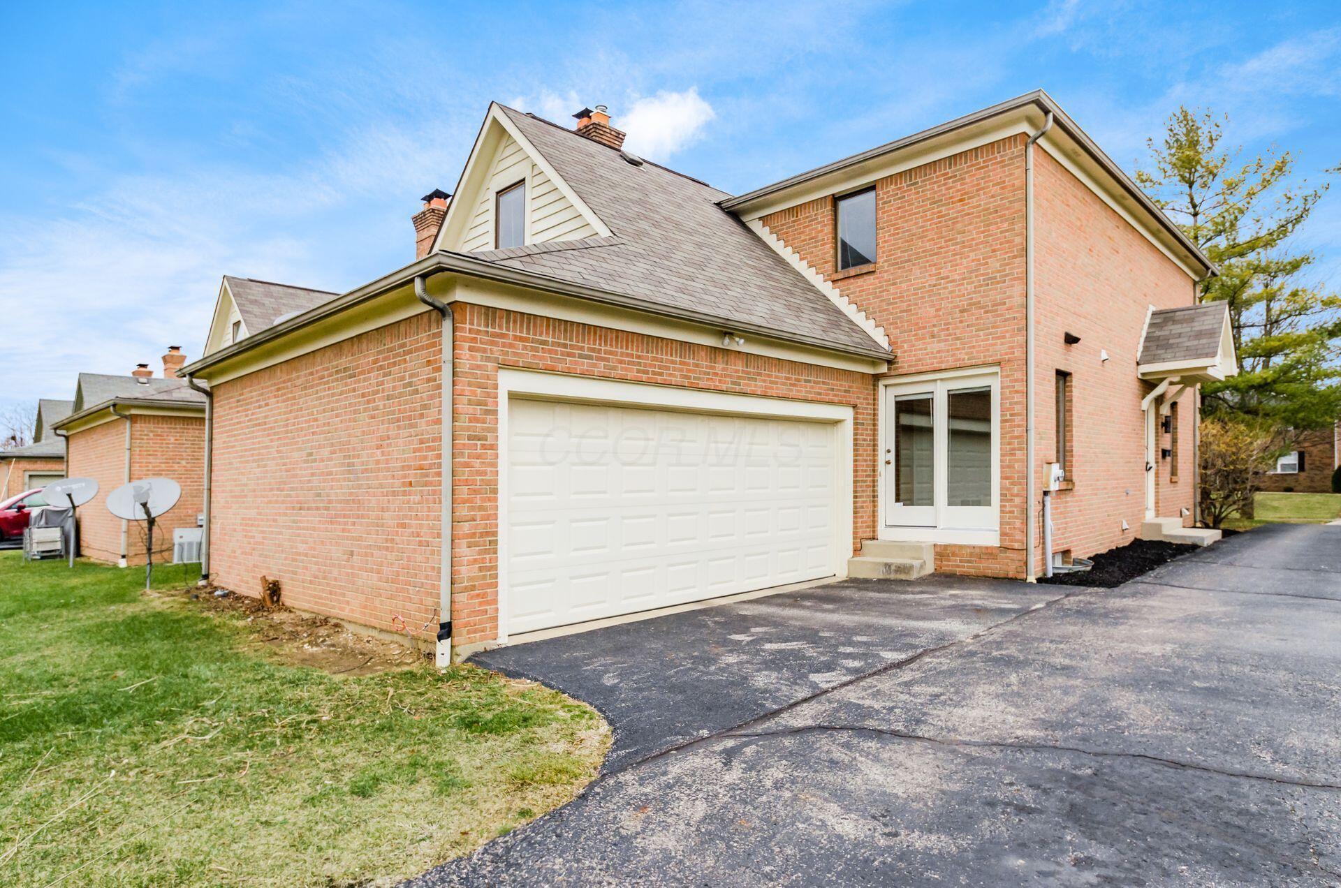 4841 Dierker Road, Columbus