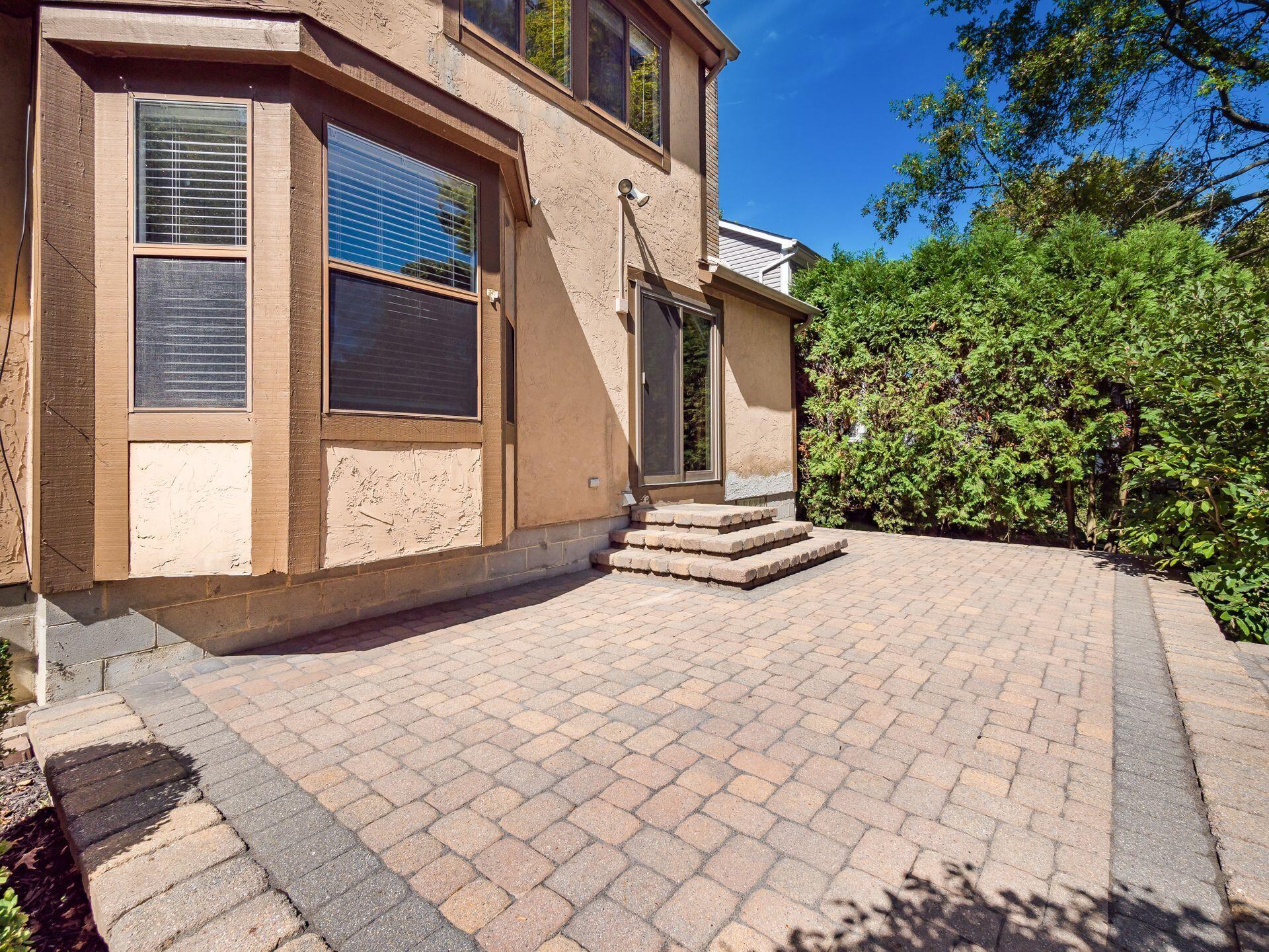 1505 Eastmeadow Place