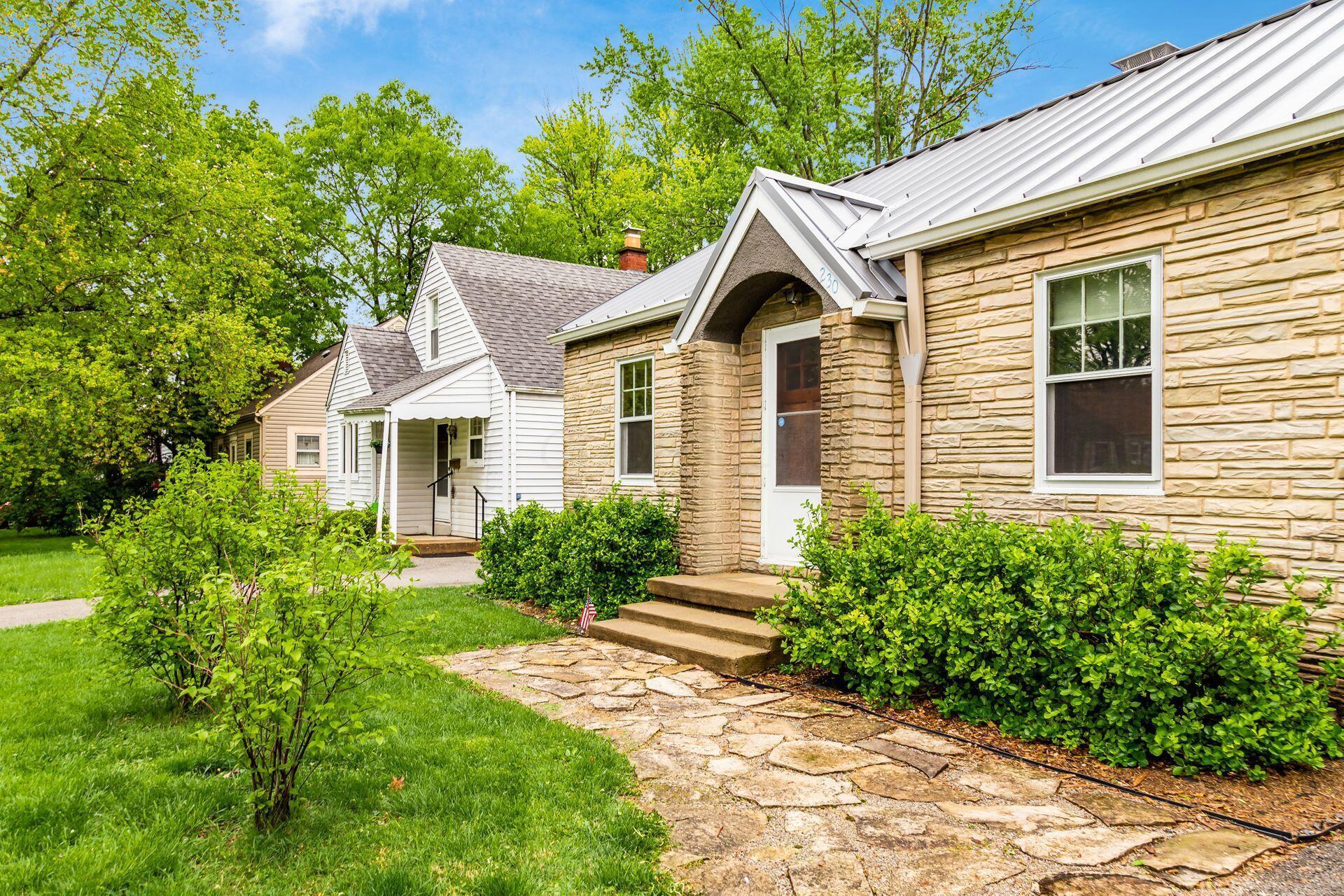 230 E Royal Forest Boulevard