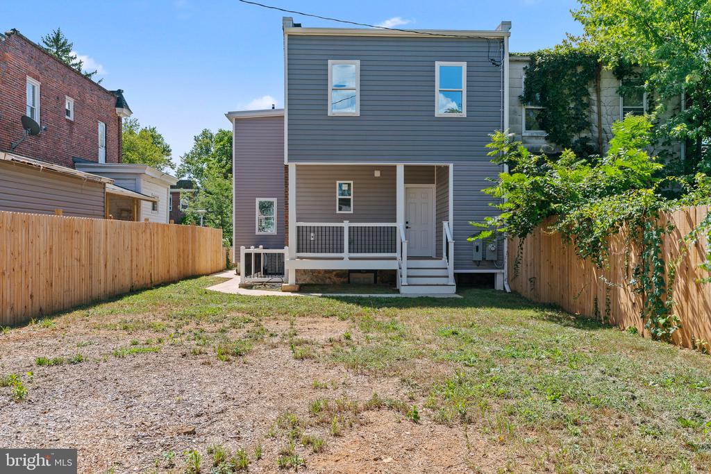 4022 BOARMAN AVENUE