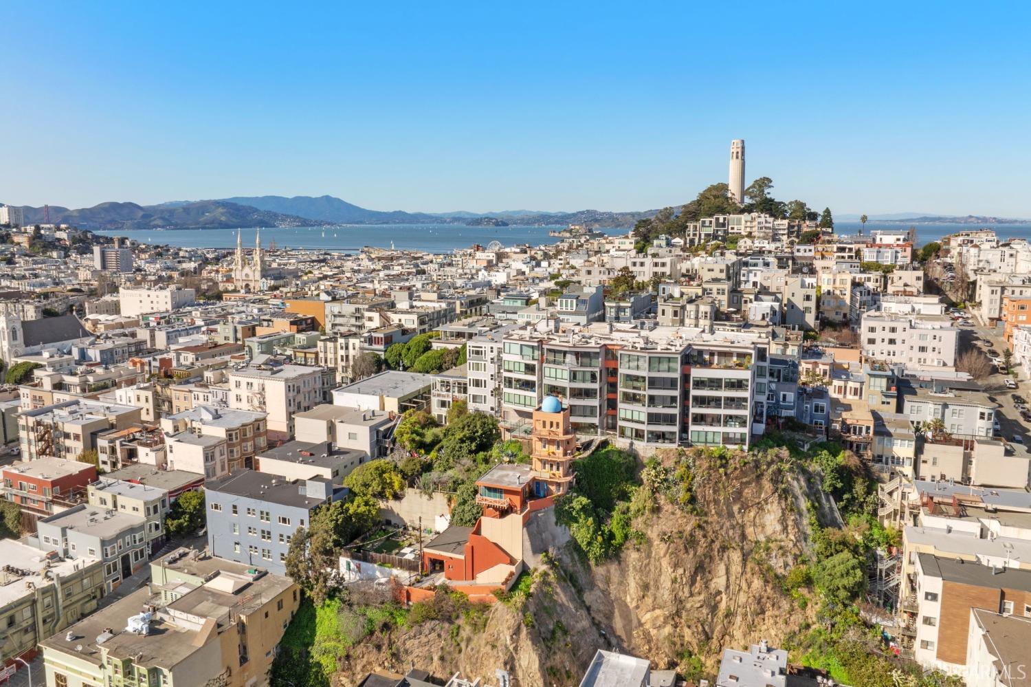 455 Vallejo Street Unit: PH6
