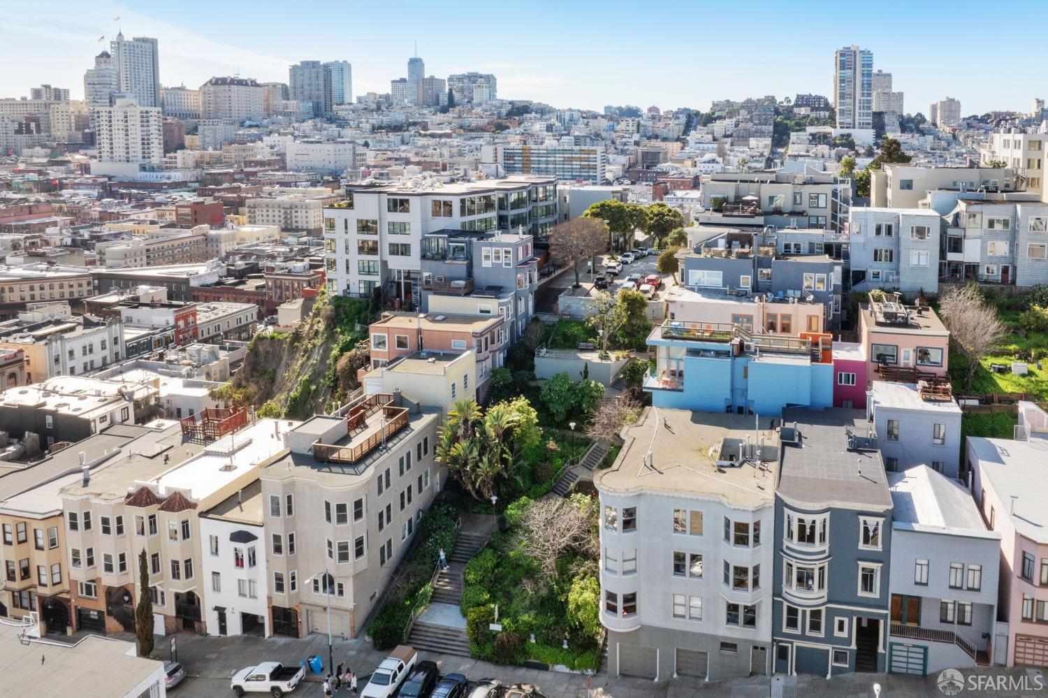455 Vallejo Street Unit: PH6