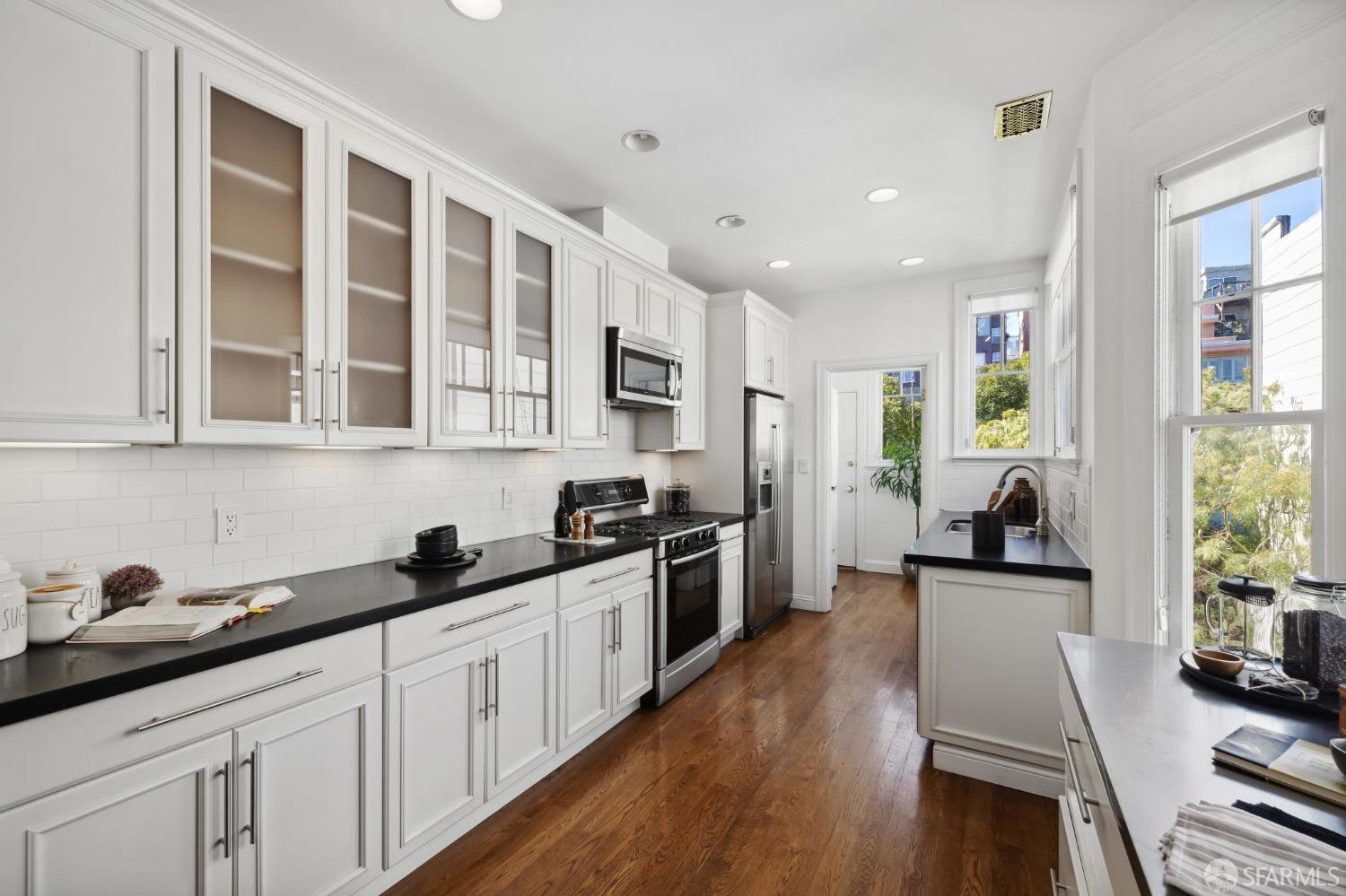 1157 Broderick Street