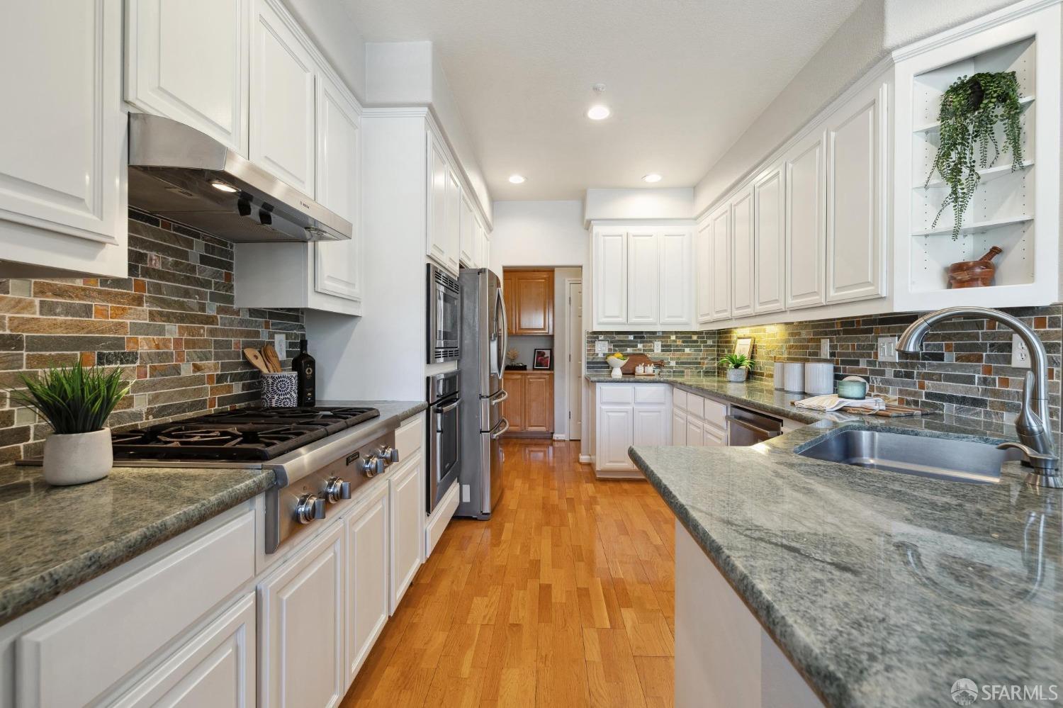 211 Fox Sparrow Lane