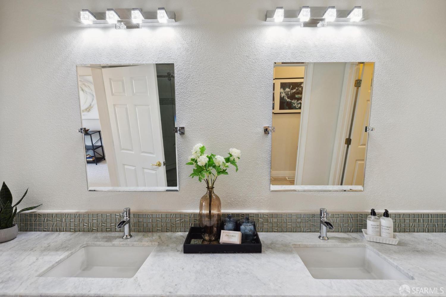 211 Fox Sparrow Lane