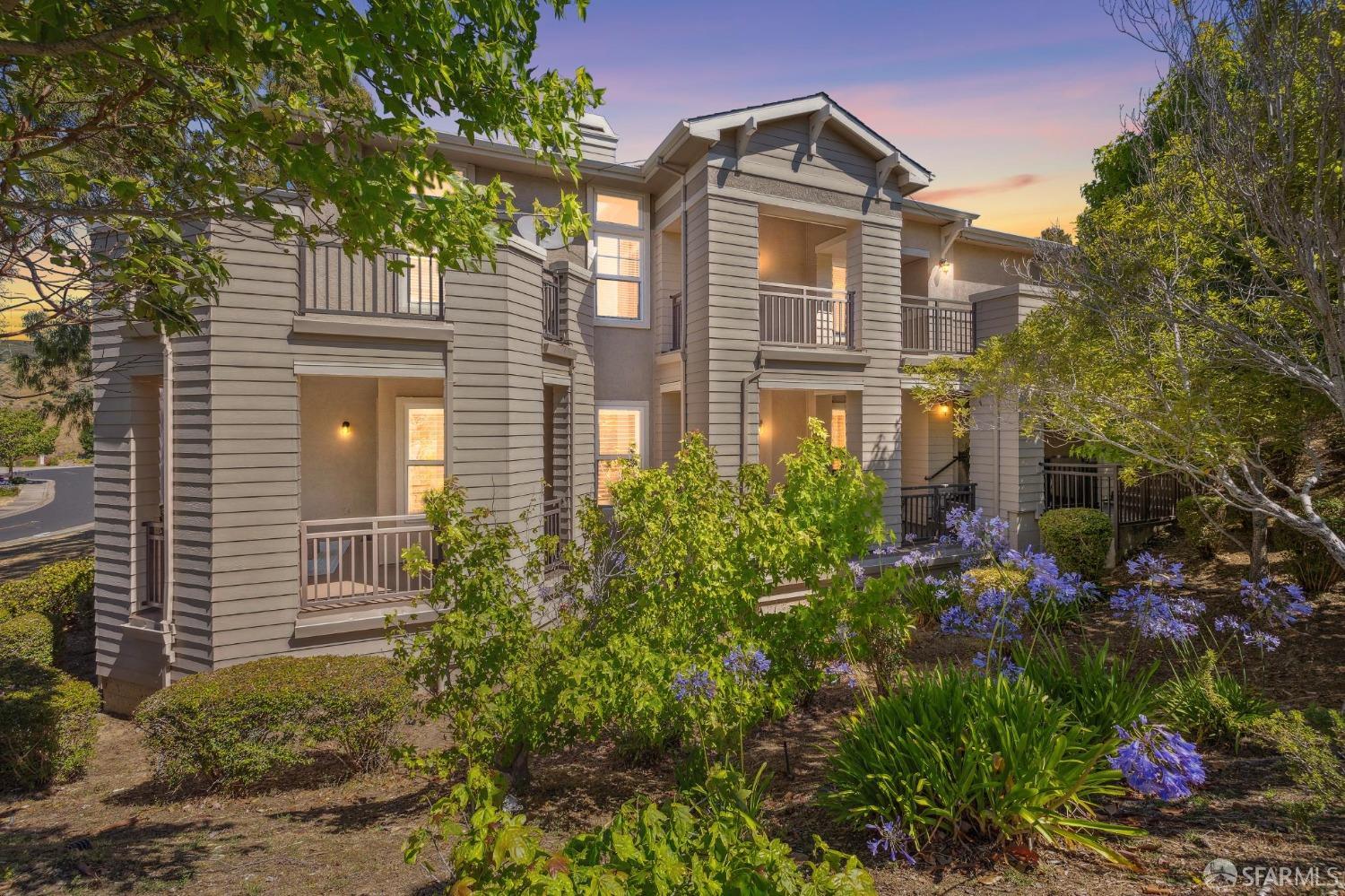 211 Fox Sparrow Lane