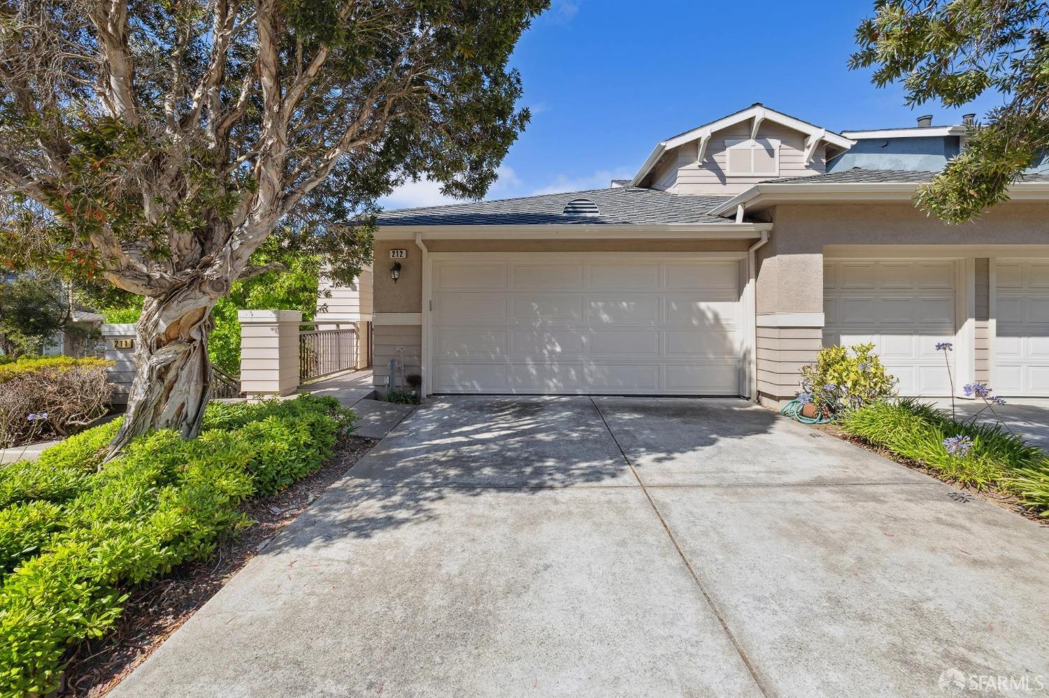 211 Fox Sparrow Lane
