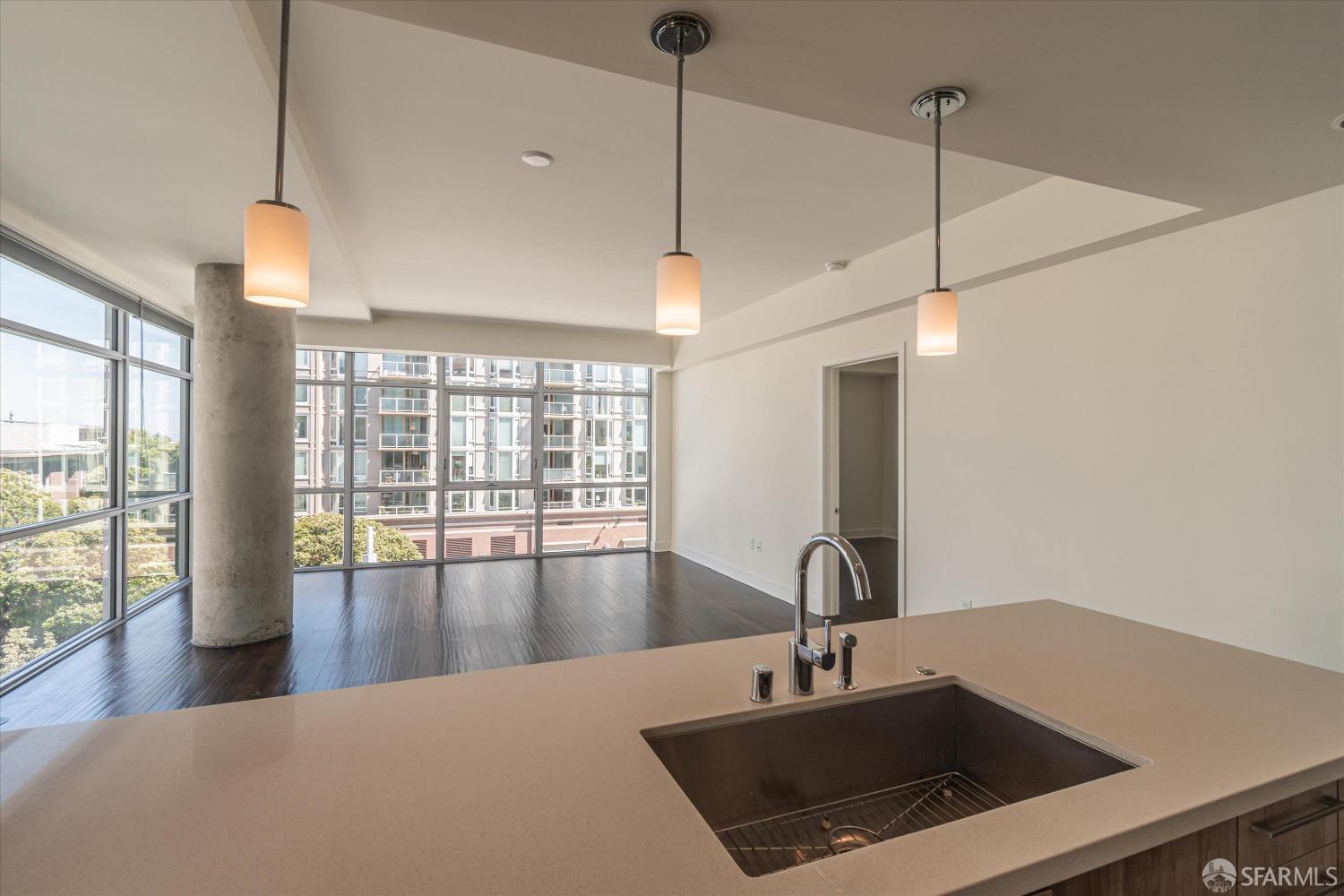 72 Townsend Street # 506