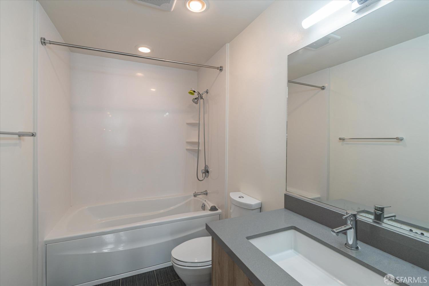 72 Townsend Street # 506