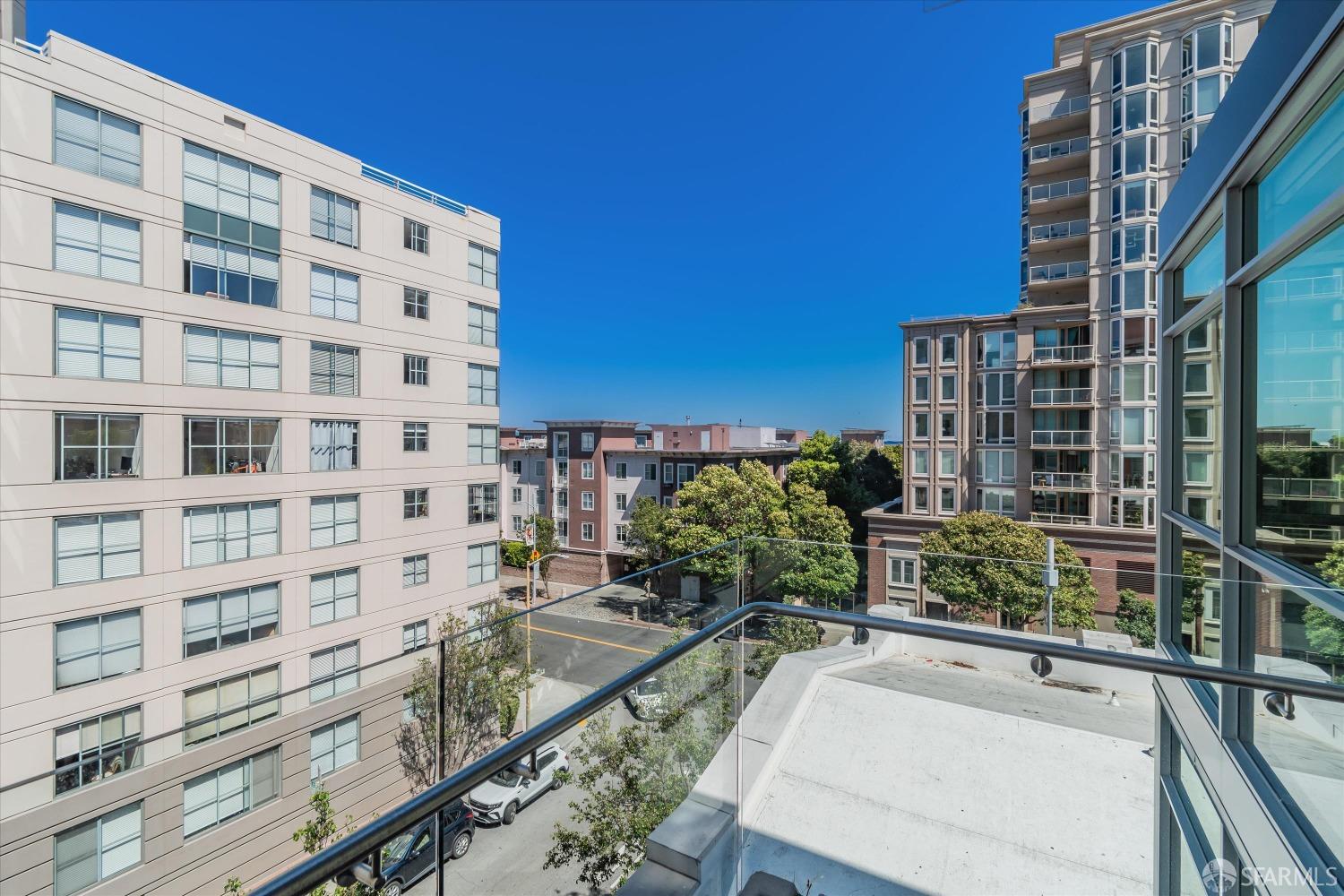 72 Townsend Street # 506