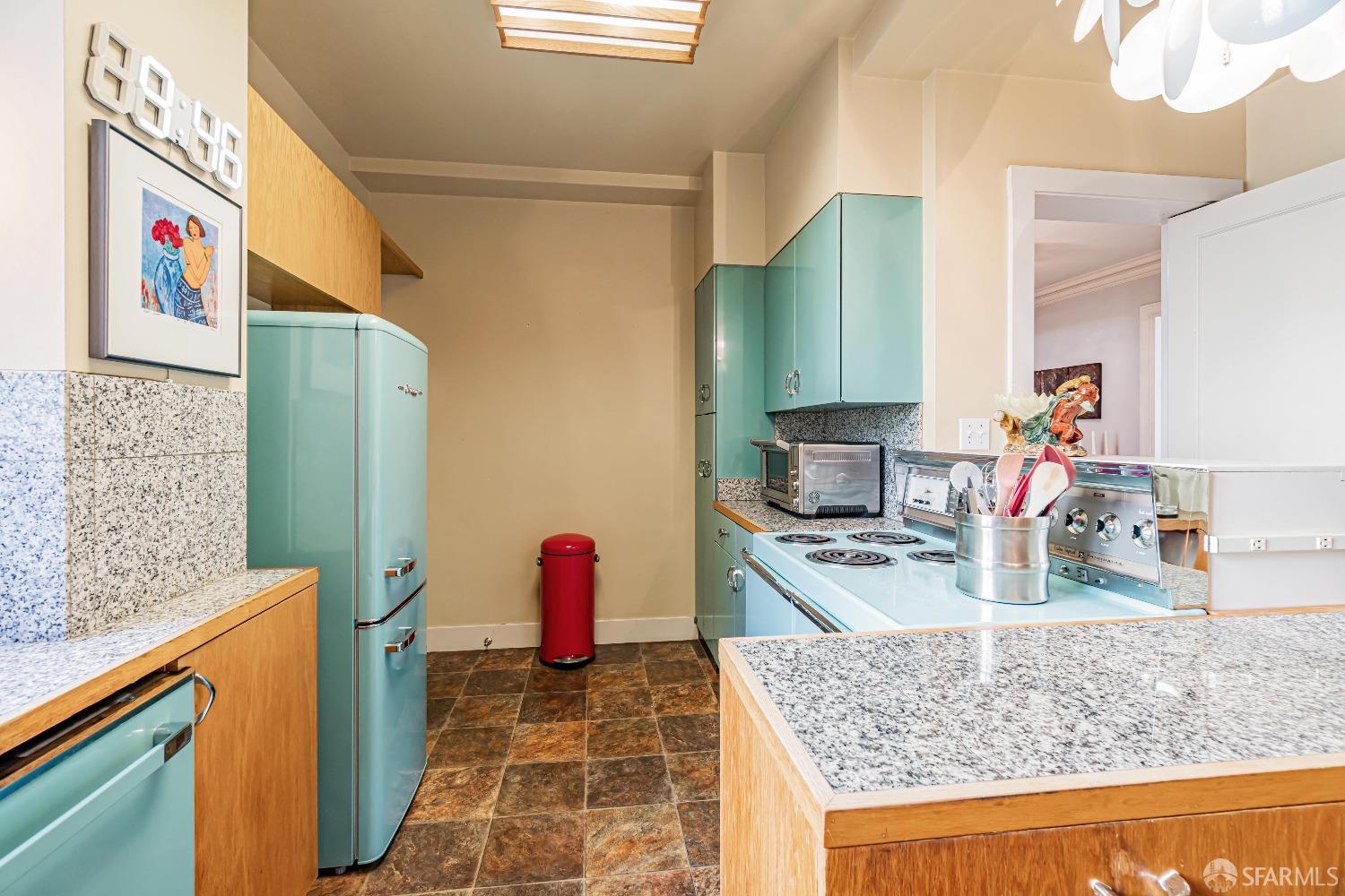 850 Powell Street # 603