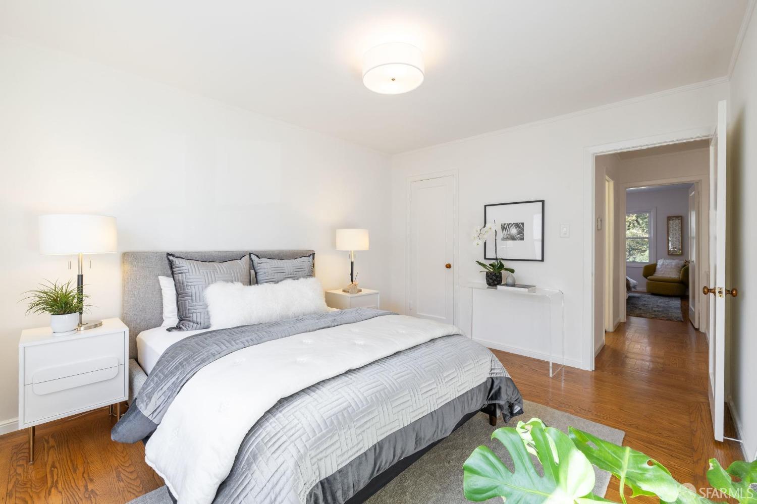 2301 Lincoln Way