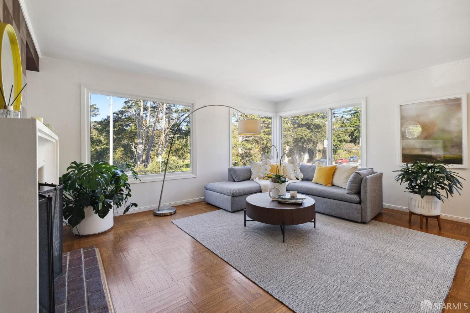 2301 Lincoln Way