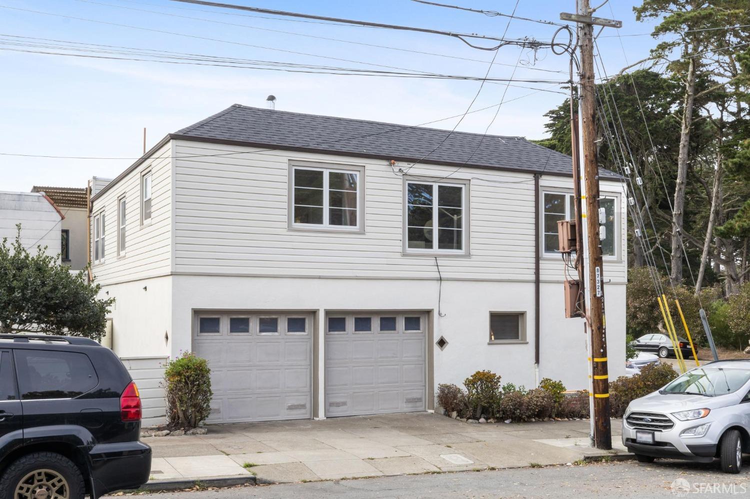 2301 Lincoln Way